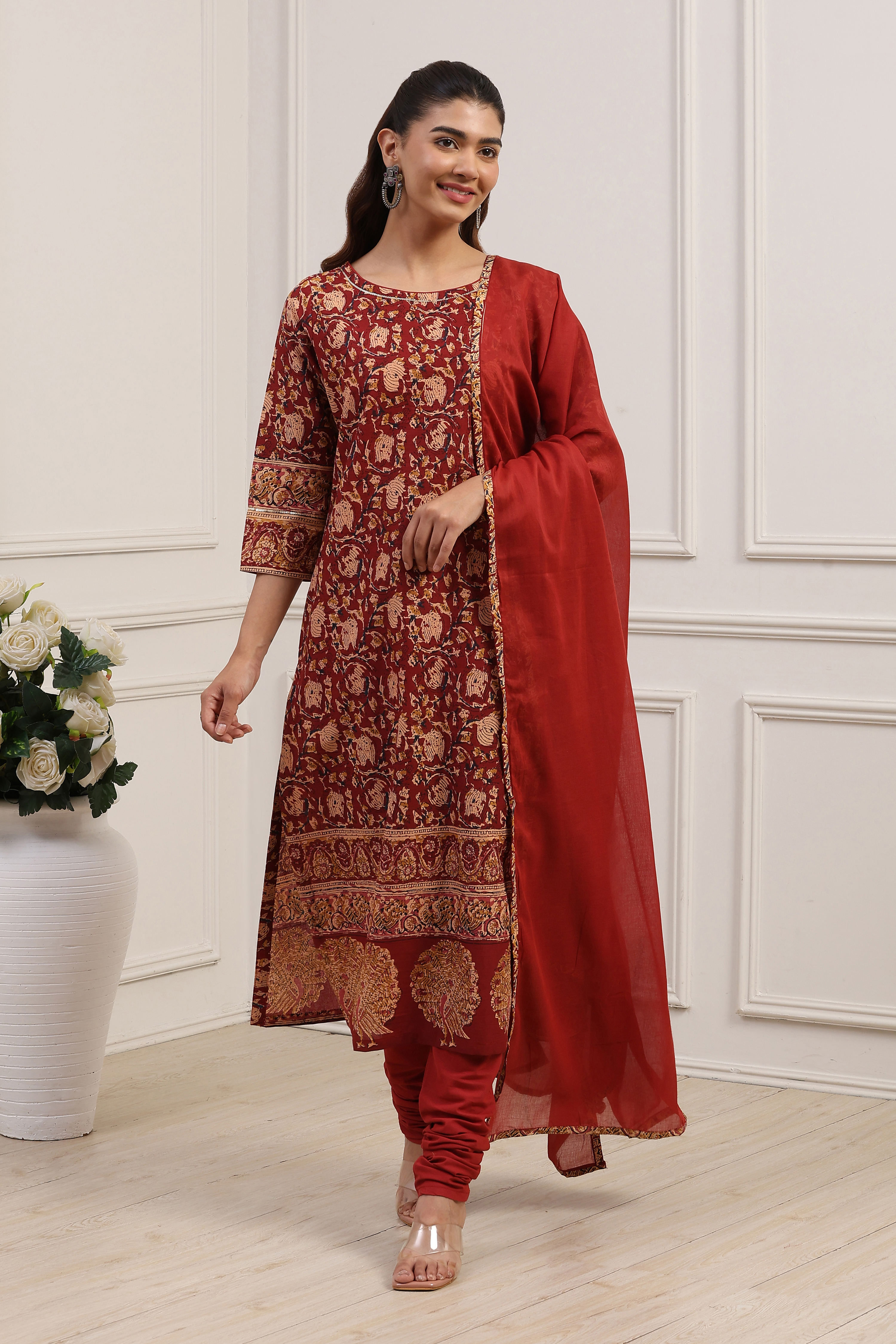 Red Cotton Straight Kurta Churidar Suit Set image number 6