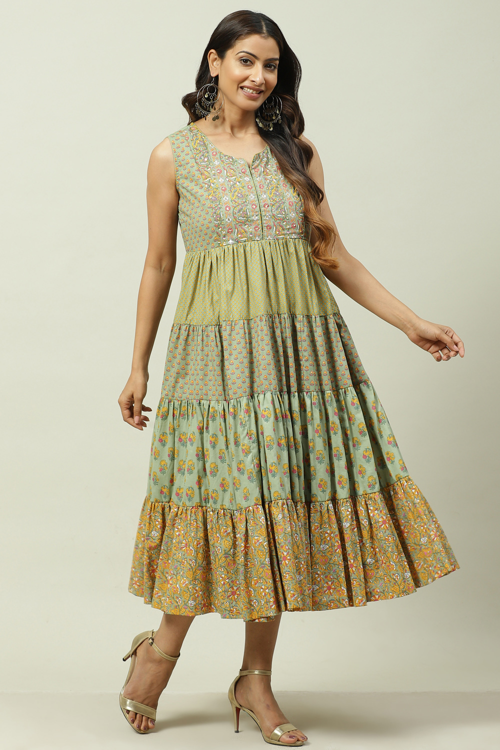 Pink Cotton Flared Fusion Printed Dress image number 3