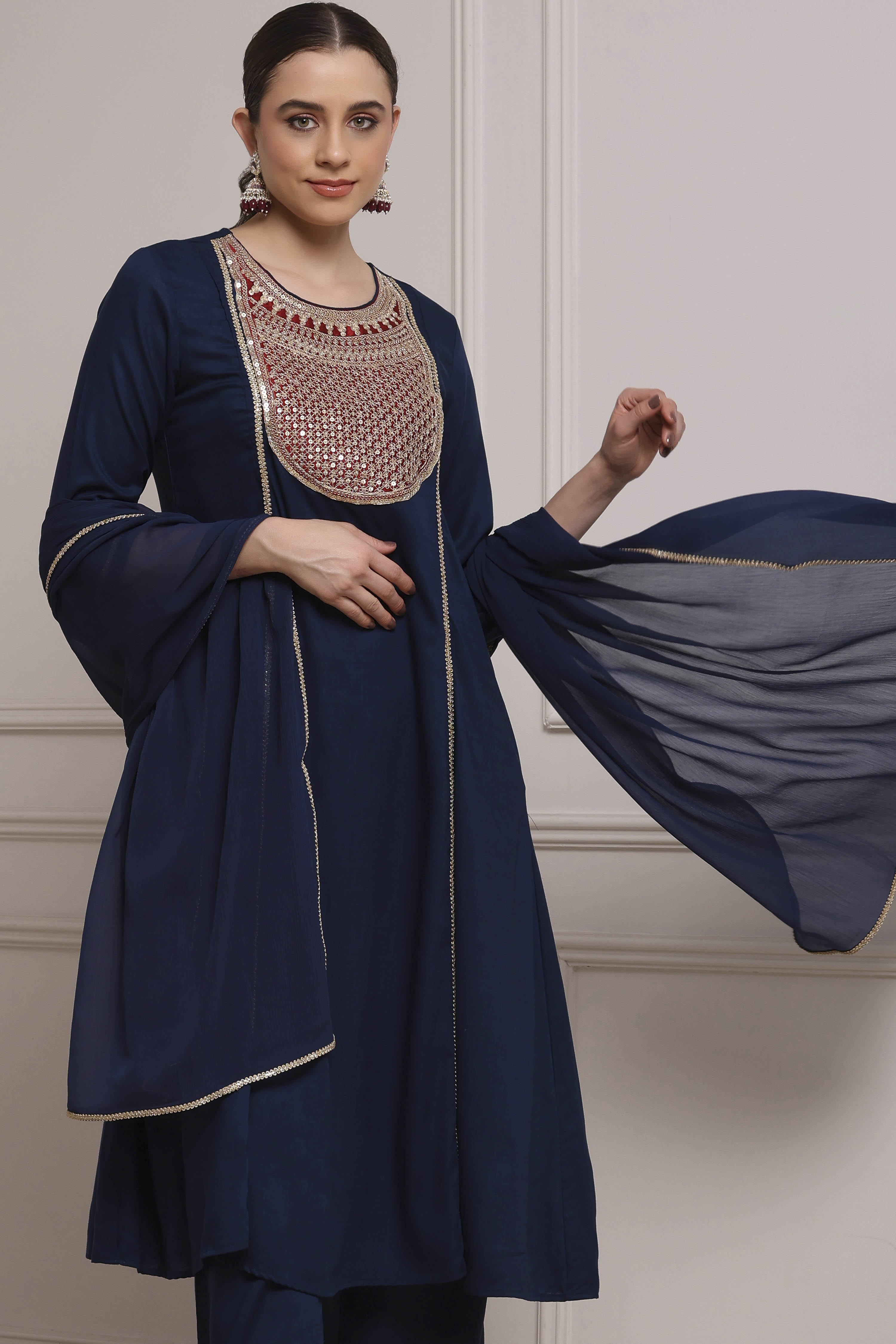 Blue Viscose Rayon Dyed Straight Suit Set image number 7