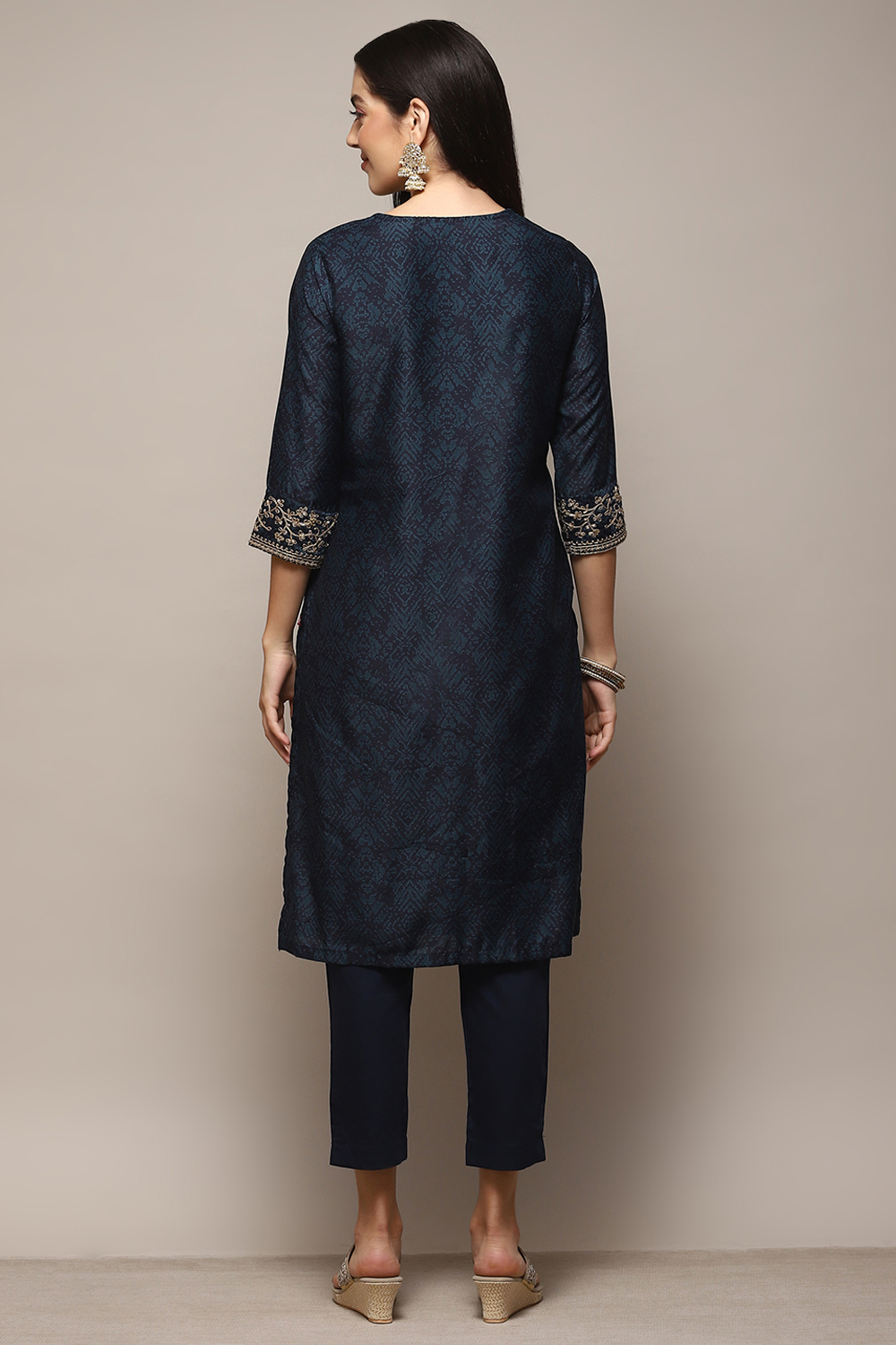 Teal Cotton Satin Narrow Kurta Pant Suit Set image number 5