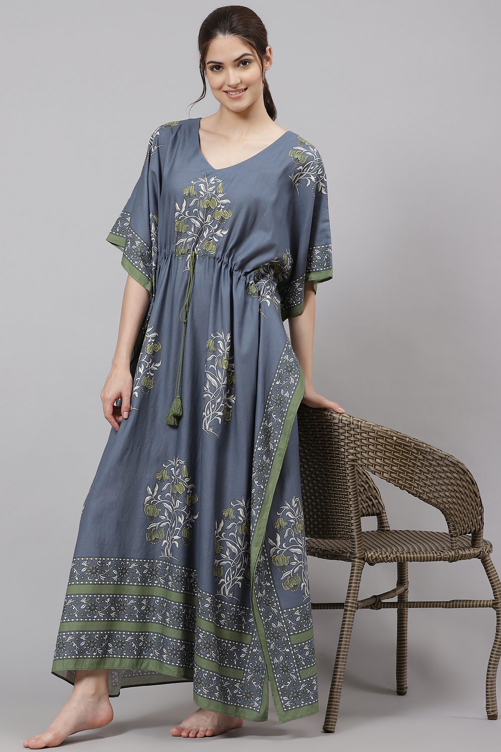Grey Straight Cotton Printed Sleepwear image number 4