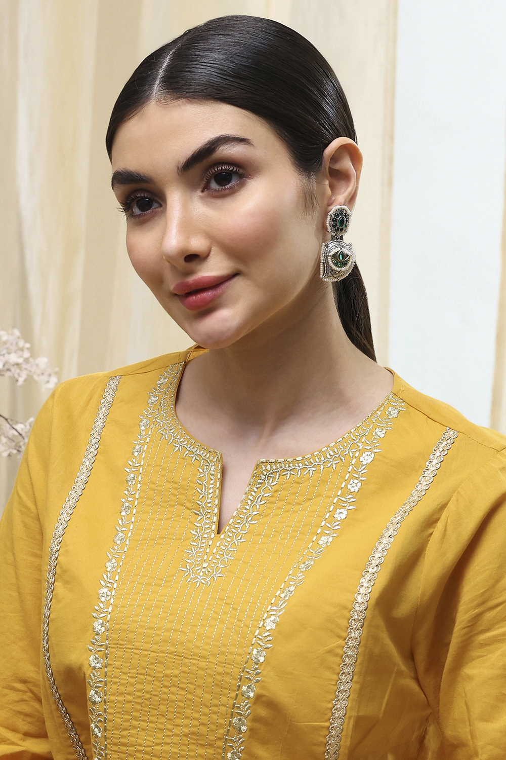 Green Alloy Drop & Danglers image number 3