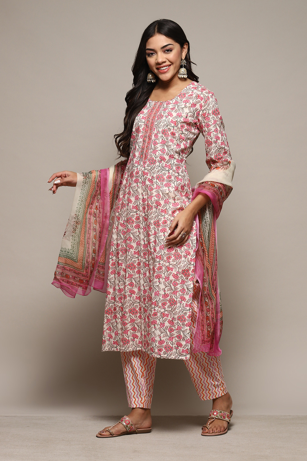 Pink Cotton Handloom Unstitched Suit Set image number 6