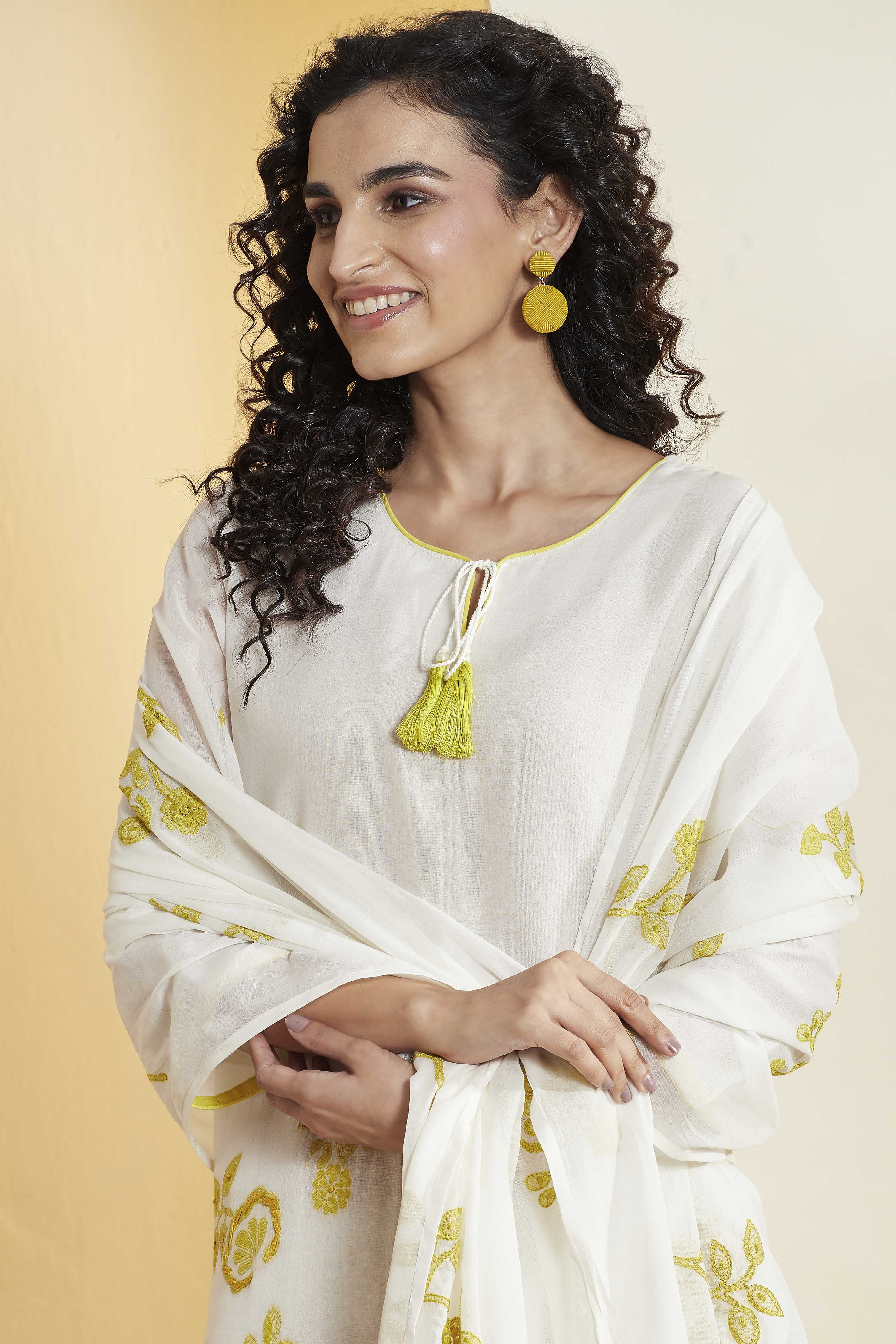 White & Red Viscose Rayon Floral Embroidered Kurta Set image number 1