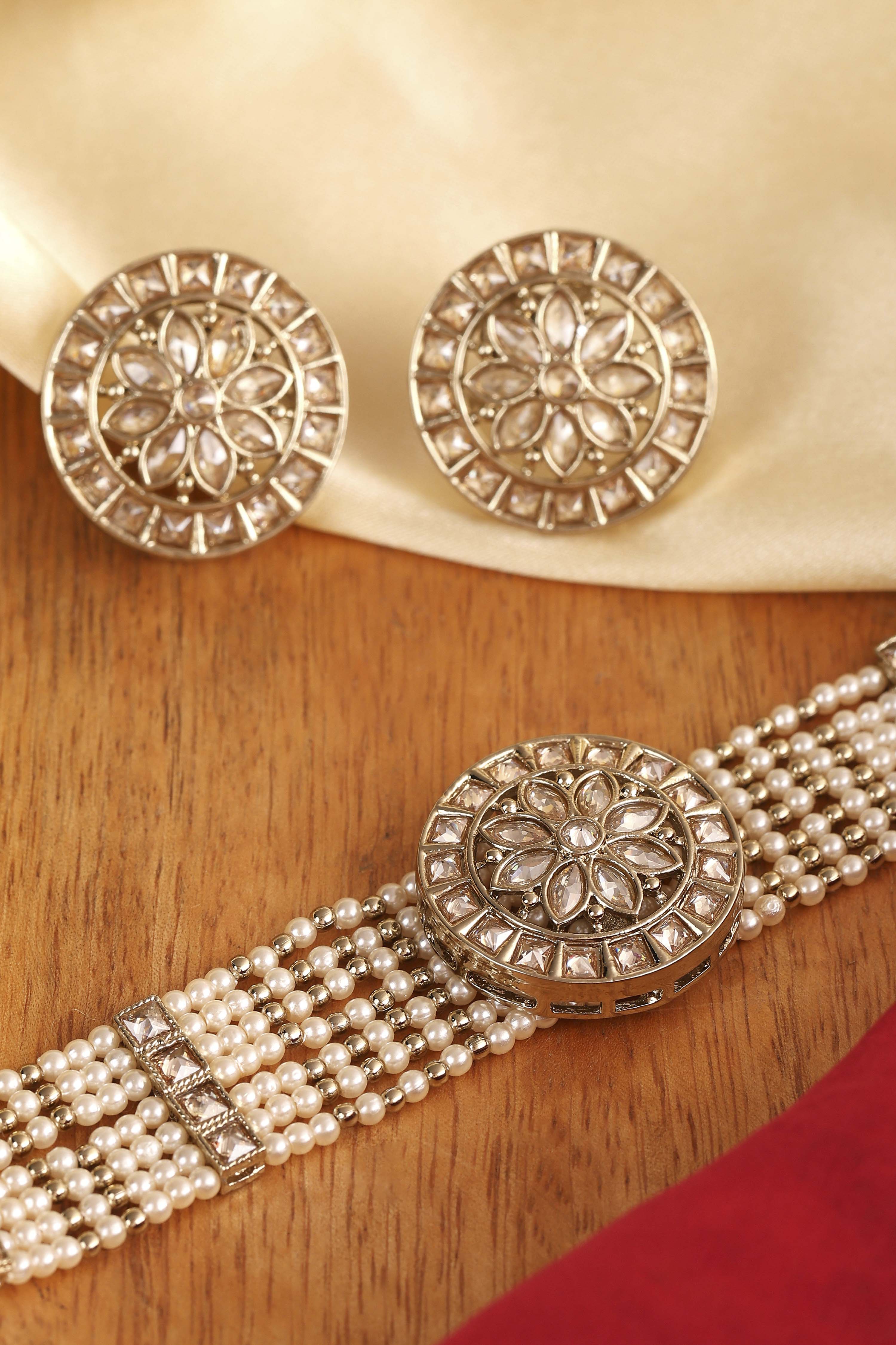 Champagne Alloy Necklace Set image number 0