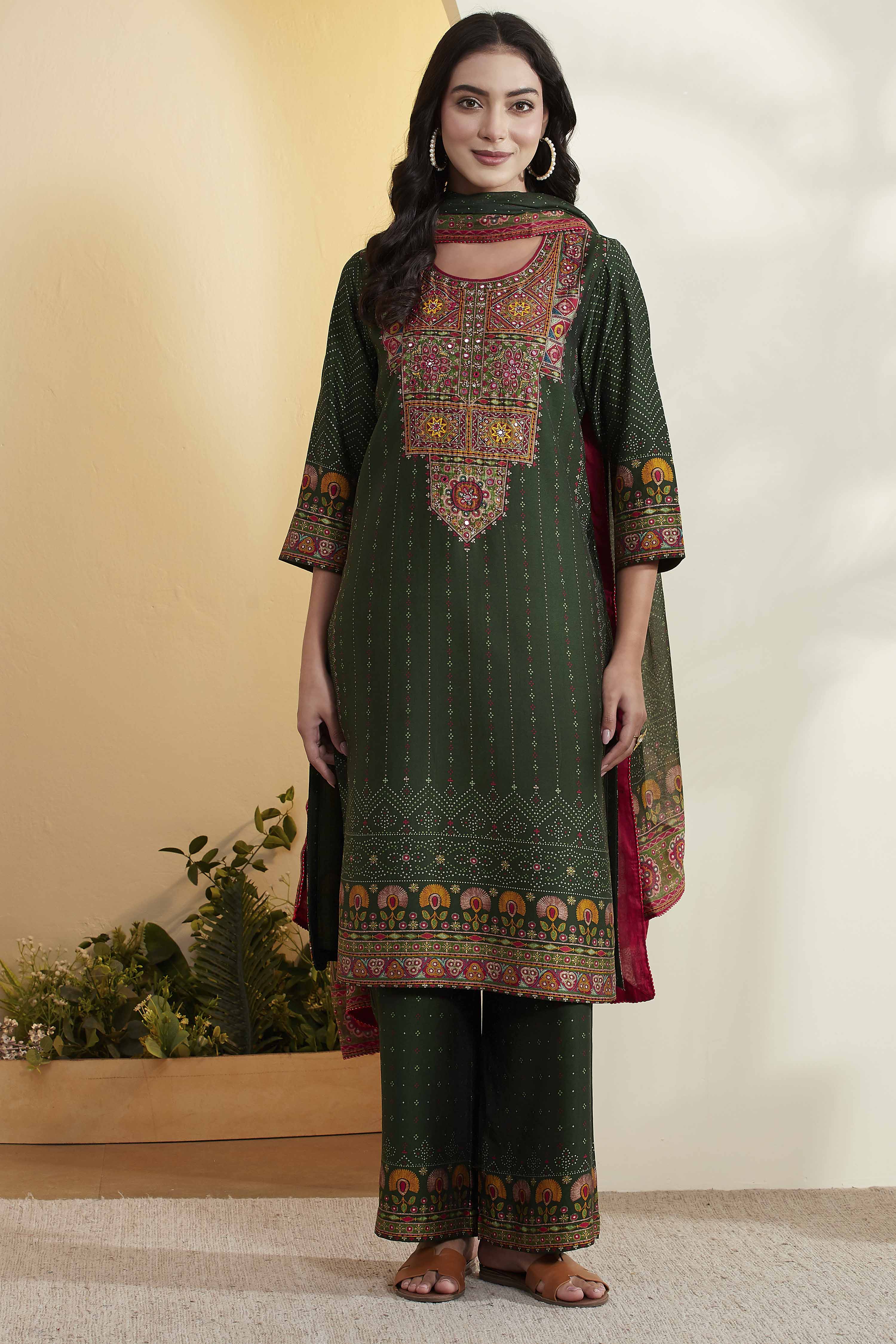 Green Viscose Rayon Printed Straight Kurta Set image number 7