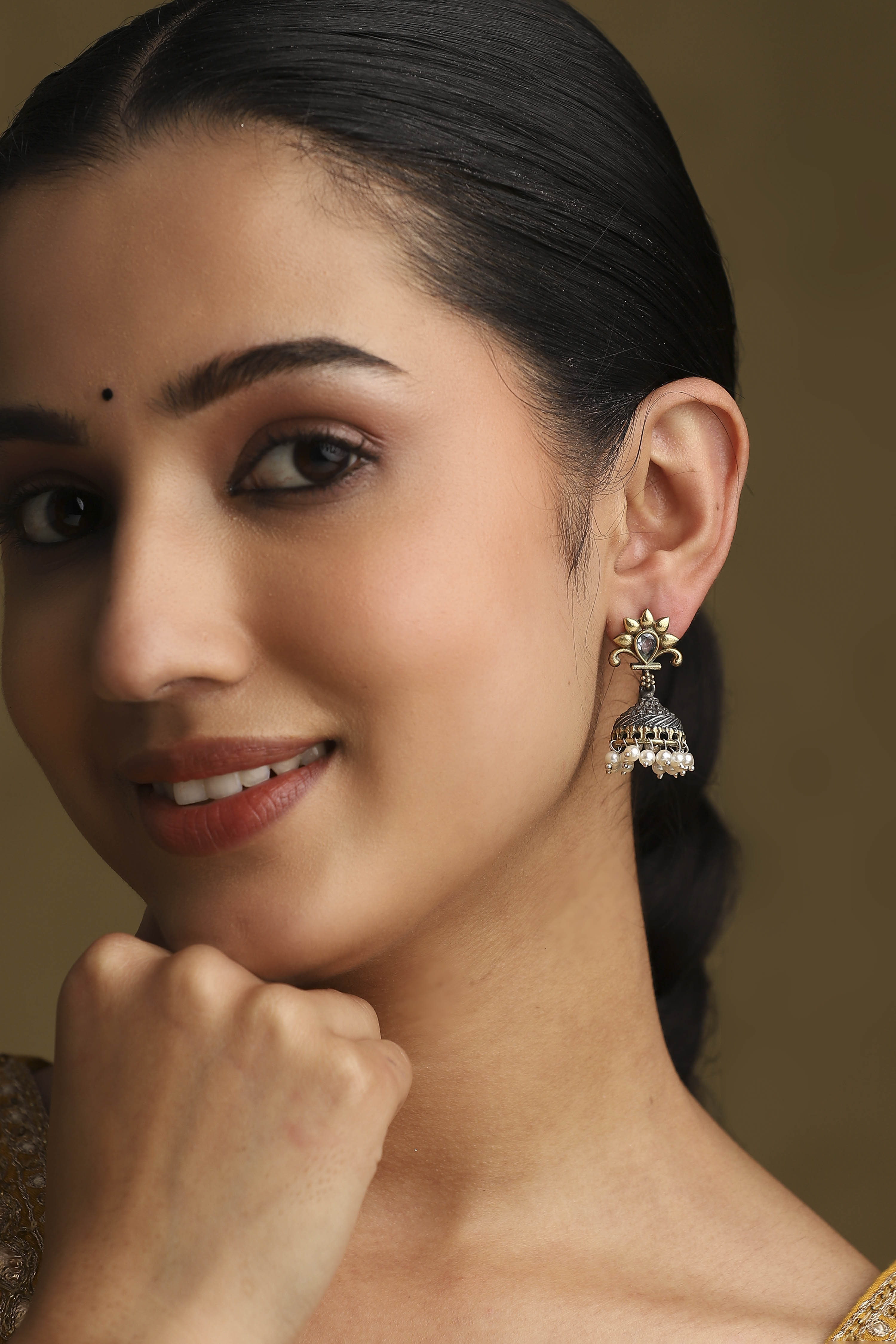 White Oxidised Brass Pearl Studded Jhumkas image number 3