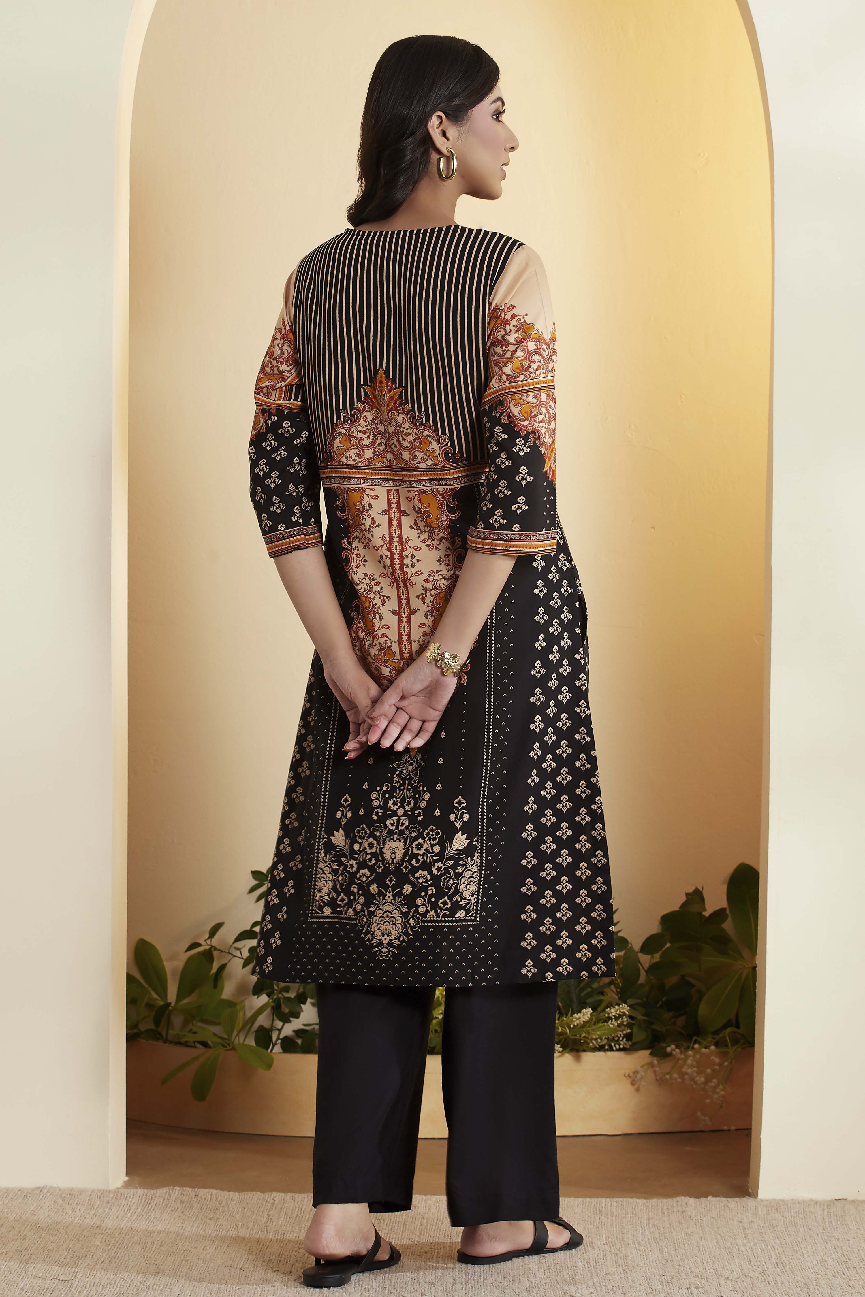 Black Viscose Rayon Printed Straight Kurta image number 4