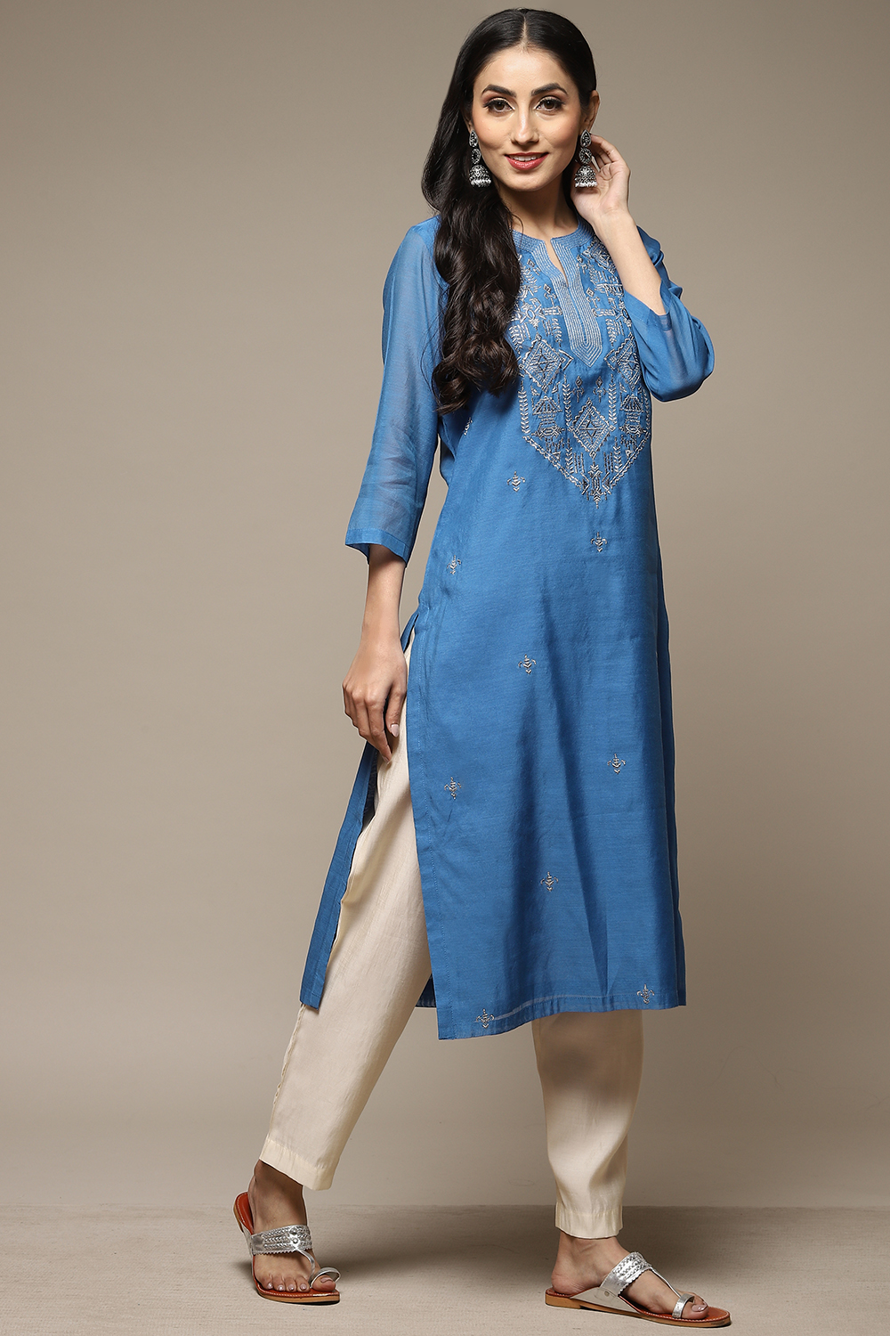 Blue Cotton Blend Straight Yarndyed Kurta image number 0