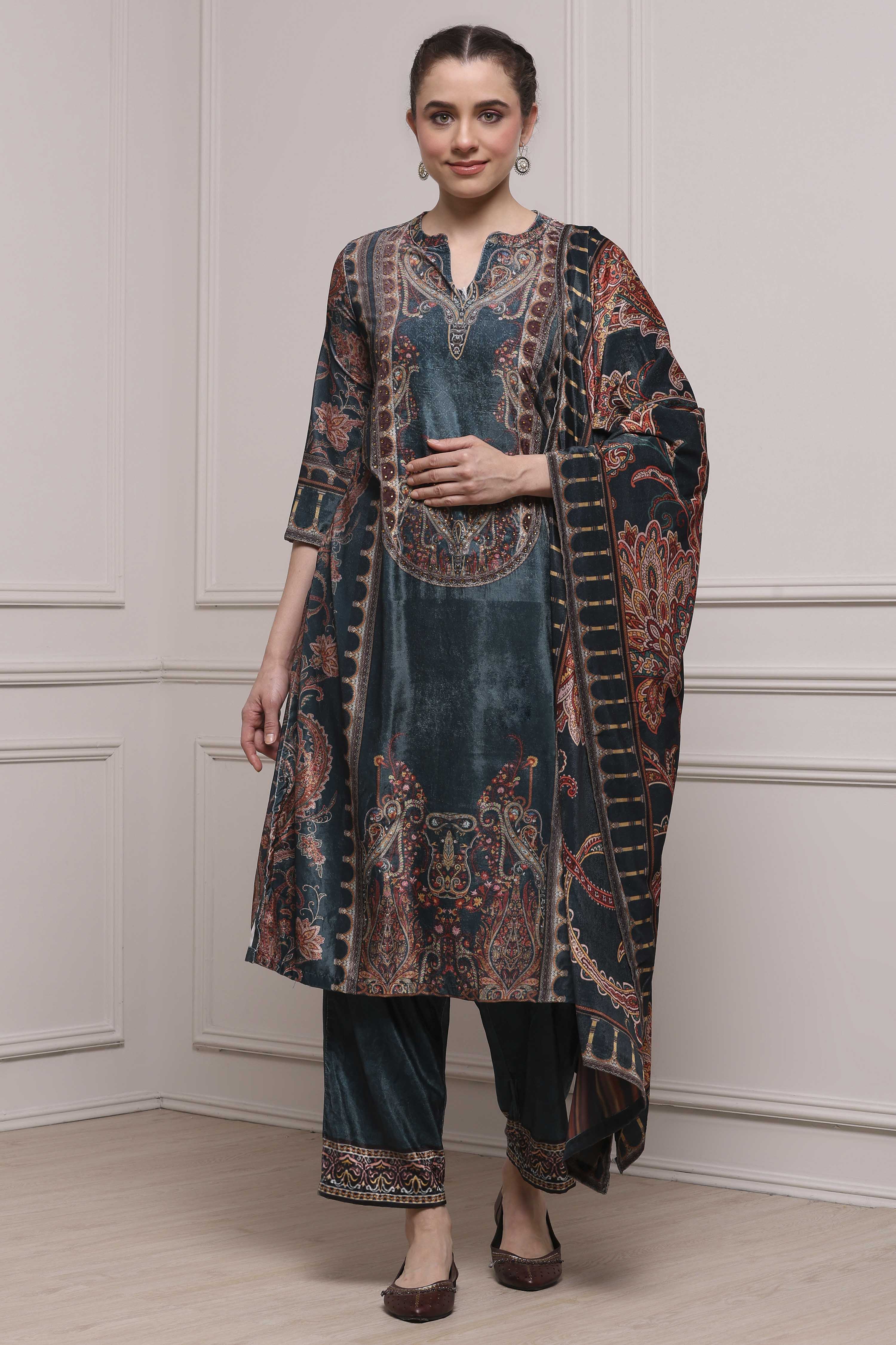 Botle Green Polyester Straight Printed Suit Set image number 0