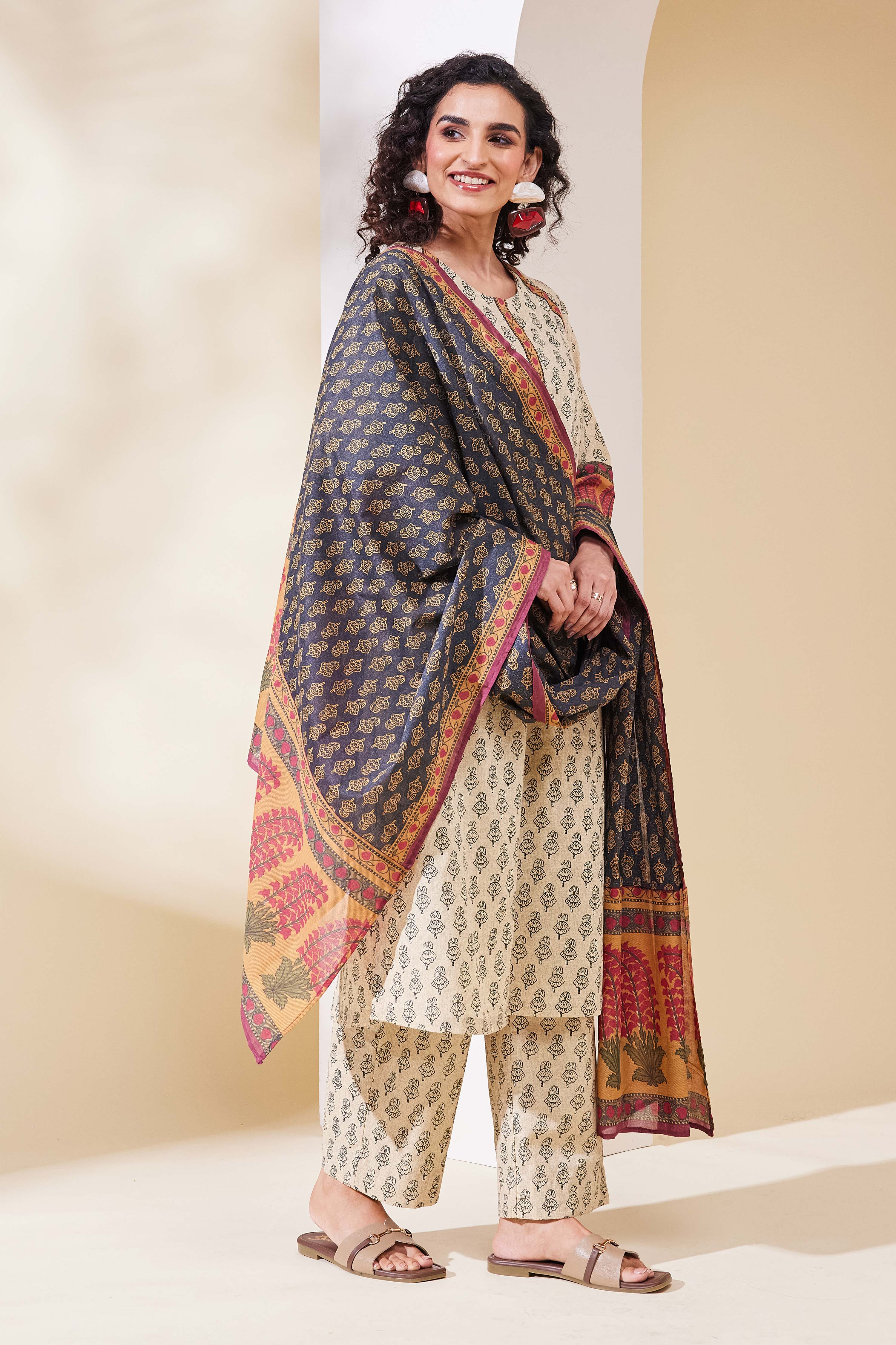 Beige Cotton Straight Suit Set image number 5