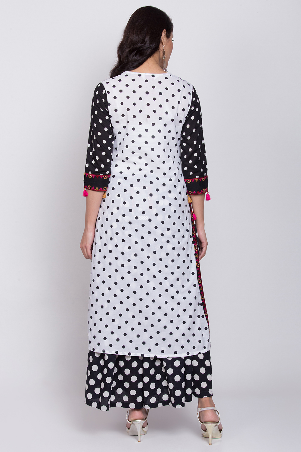 Black And White Cotton Straight Printed Kurta image number 4