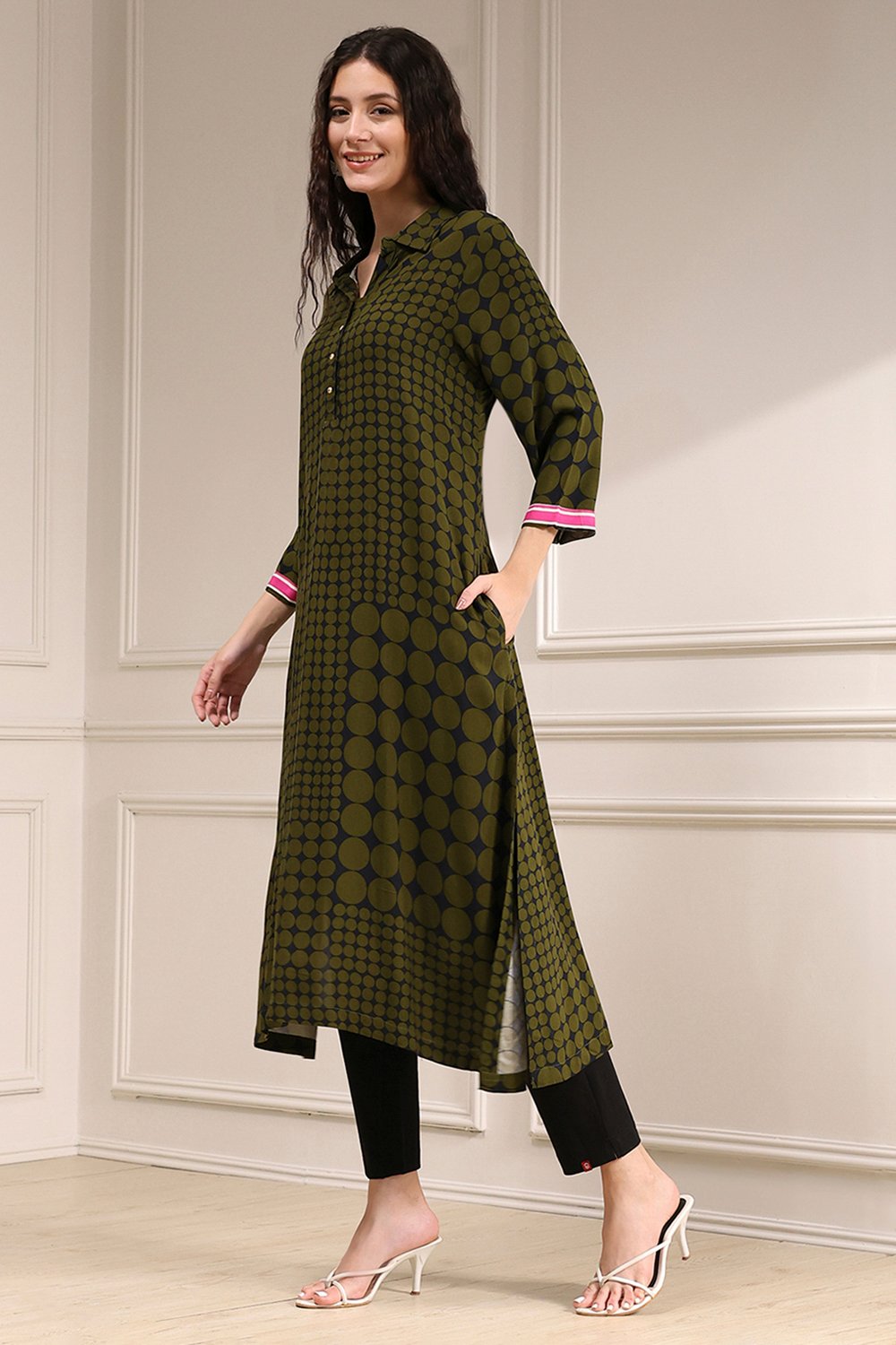Indigo Blue Viscose Straight Printed Kurta image number 2