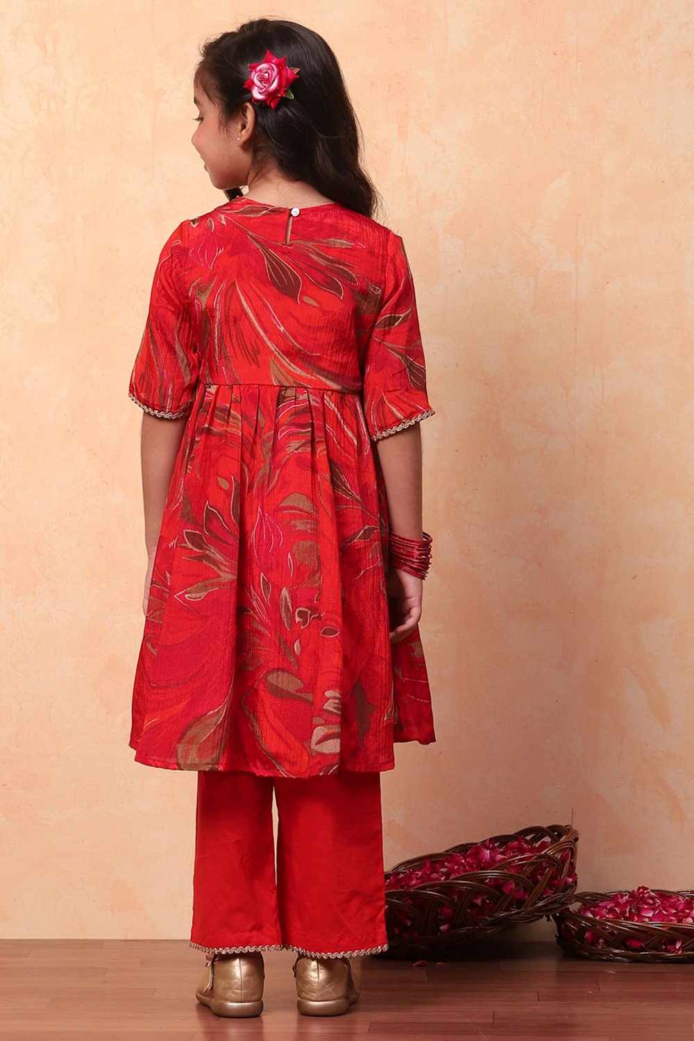 Red Floral Printed Gathered Festive Flared Suit Set image number 4