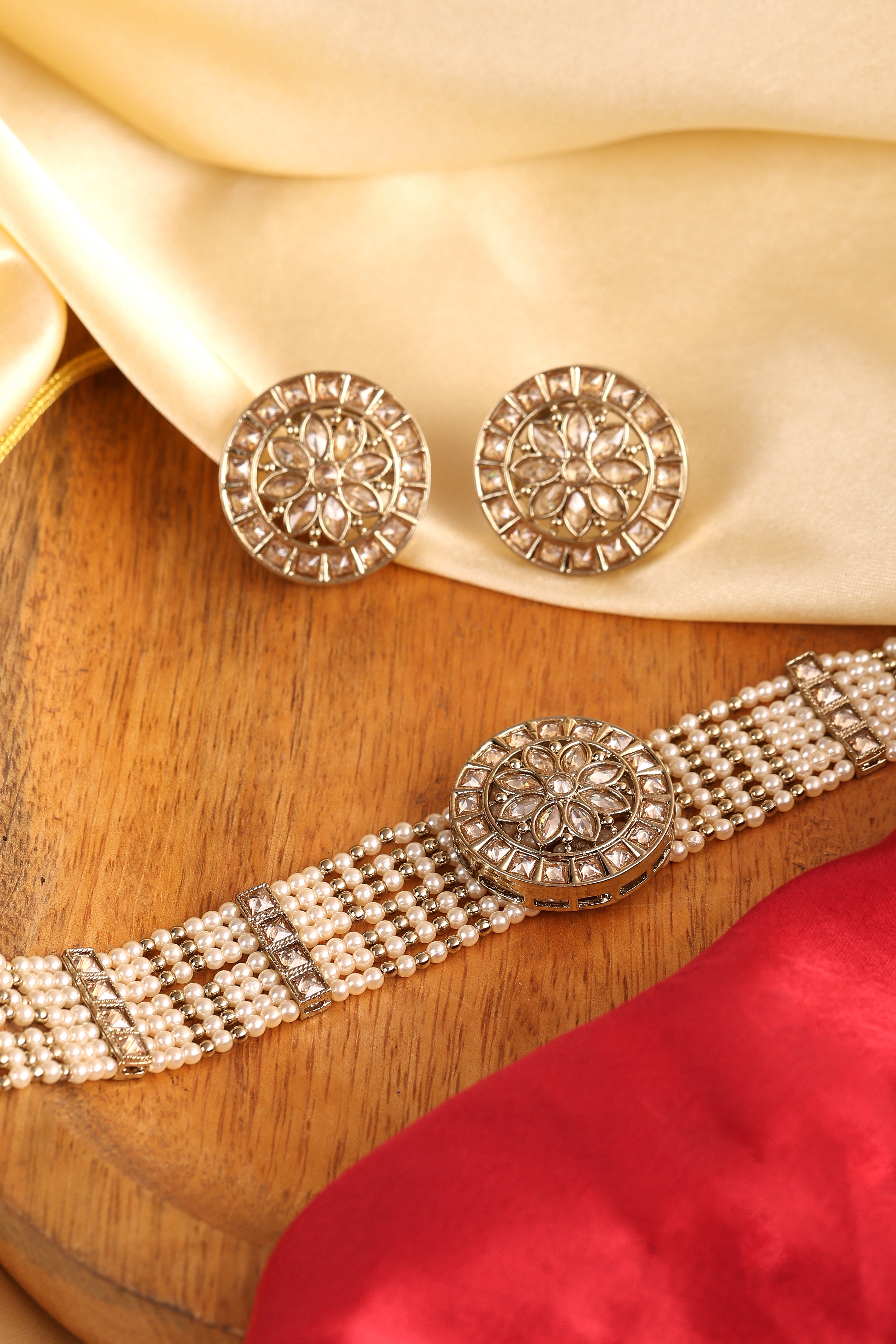 Champagne Alloy Necklace Set image number 3