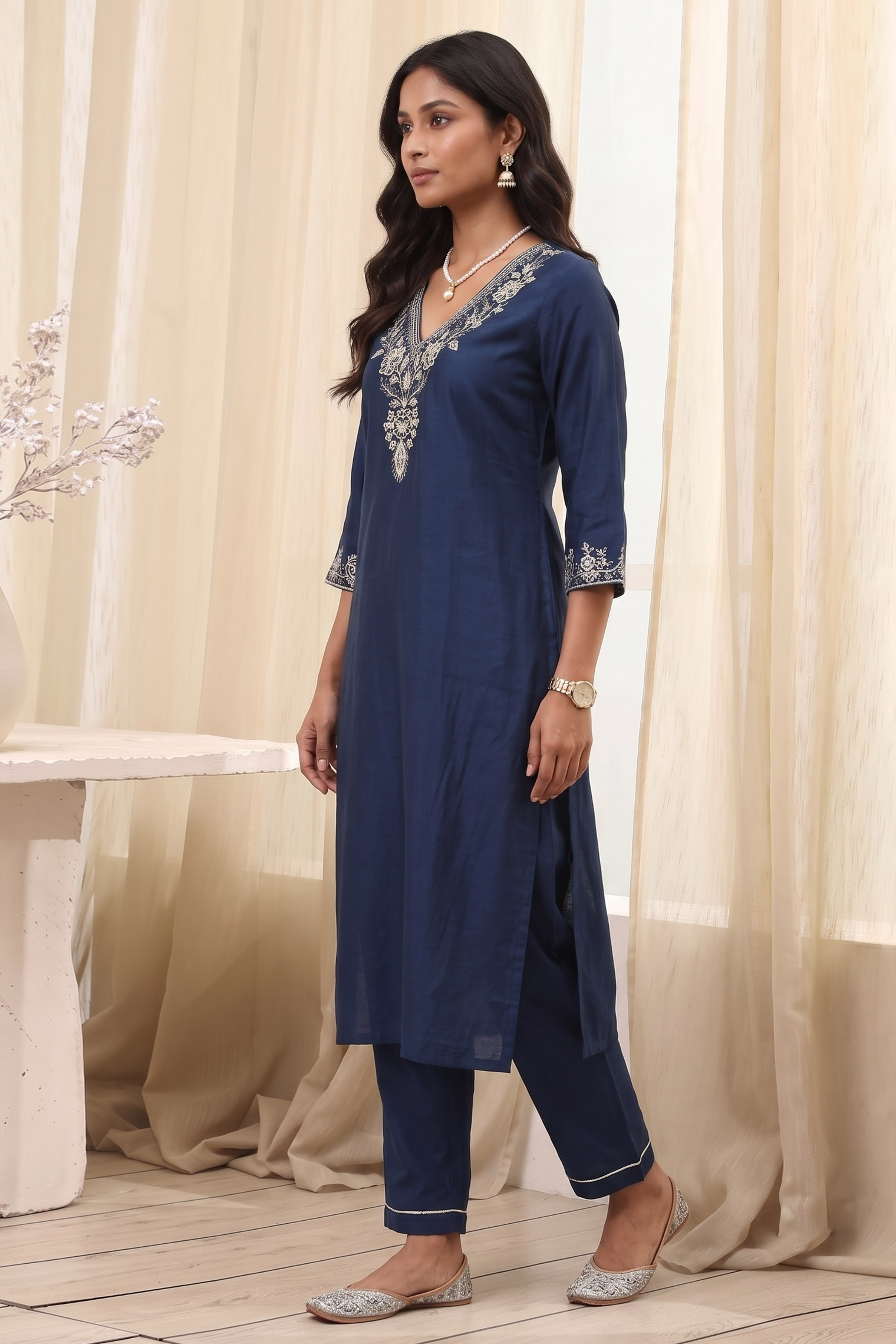 Blue Polyester Solid Kurta image number 2