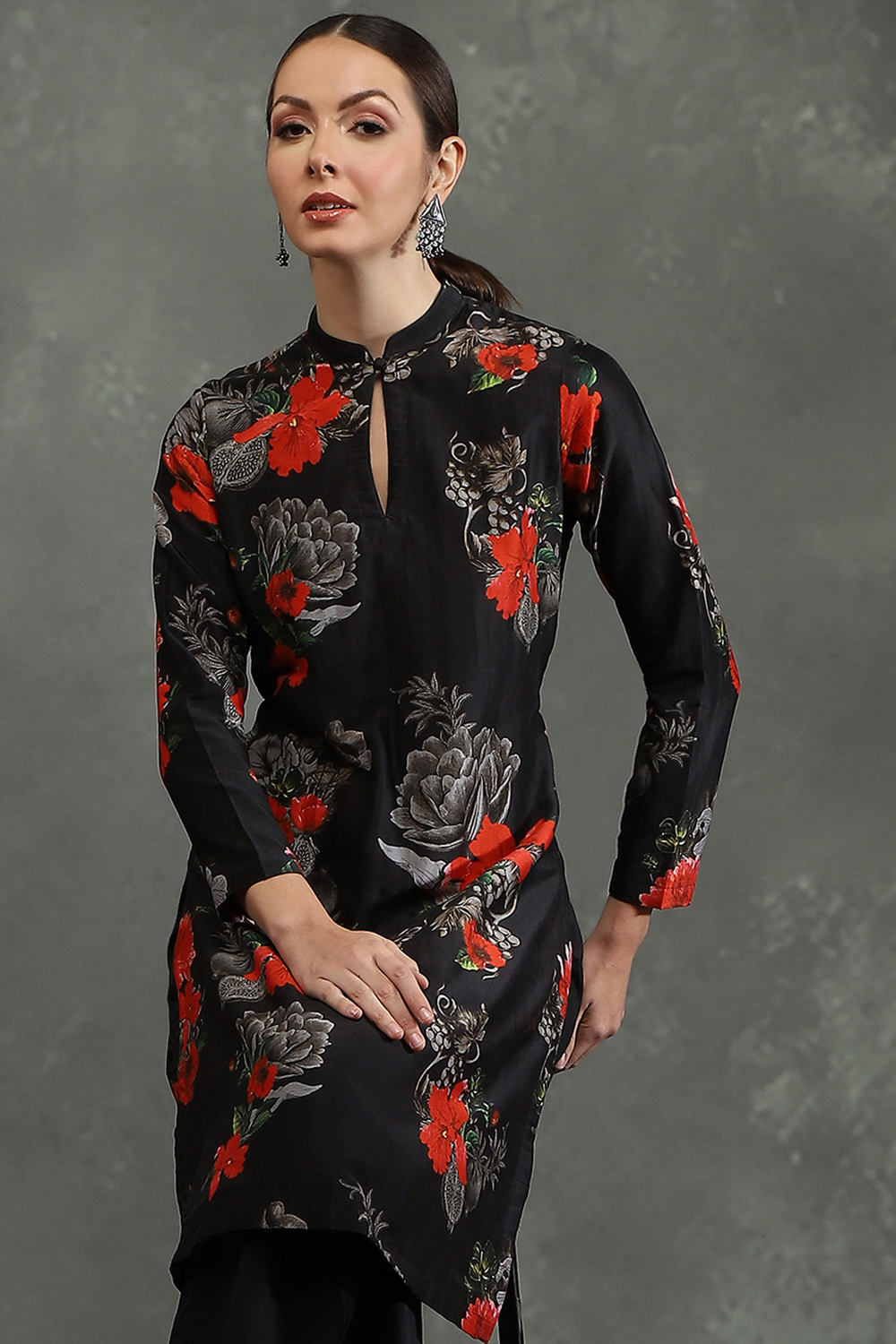 Black Silk Chanderi Floral Printed Straight Kurta Set image number 7