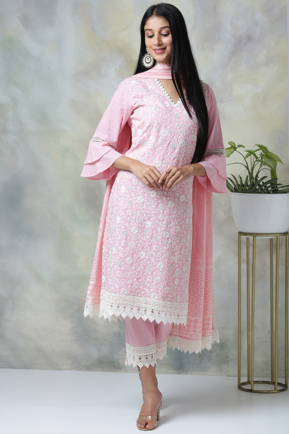 Off White Cotton Straight Kurta Slim Pant Suit Set image number 0