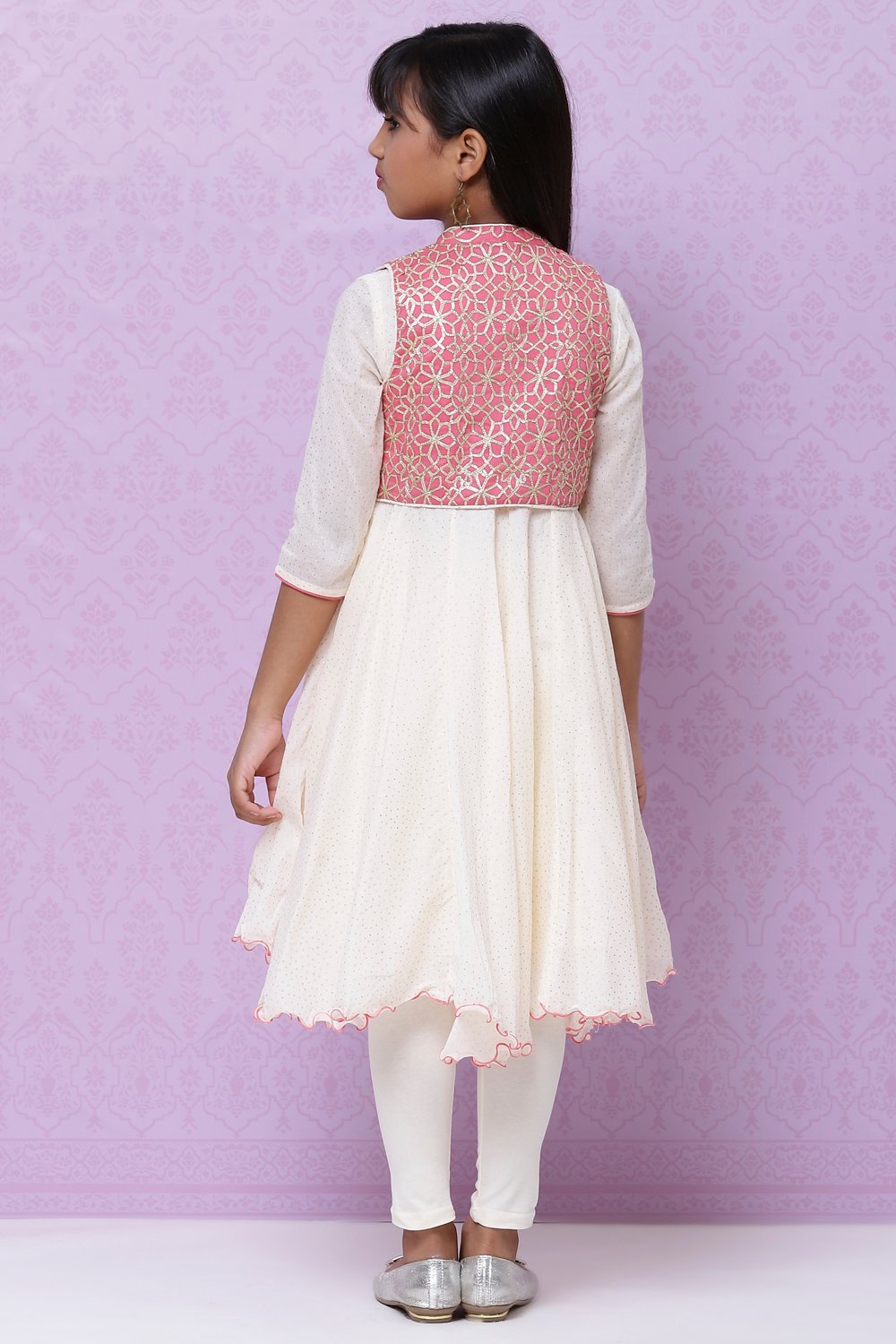 Off White Cotton Girls Anarkali Kurta Churidar Suit Set image number 8