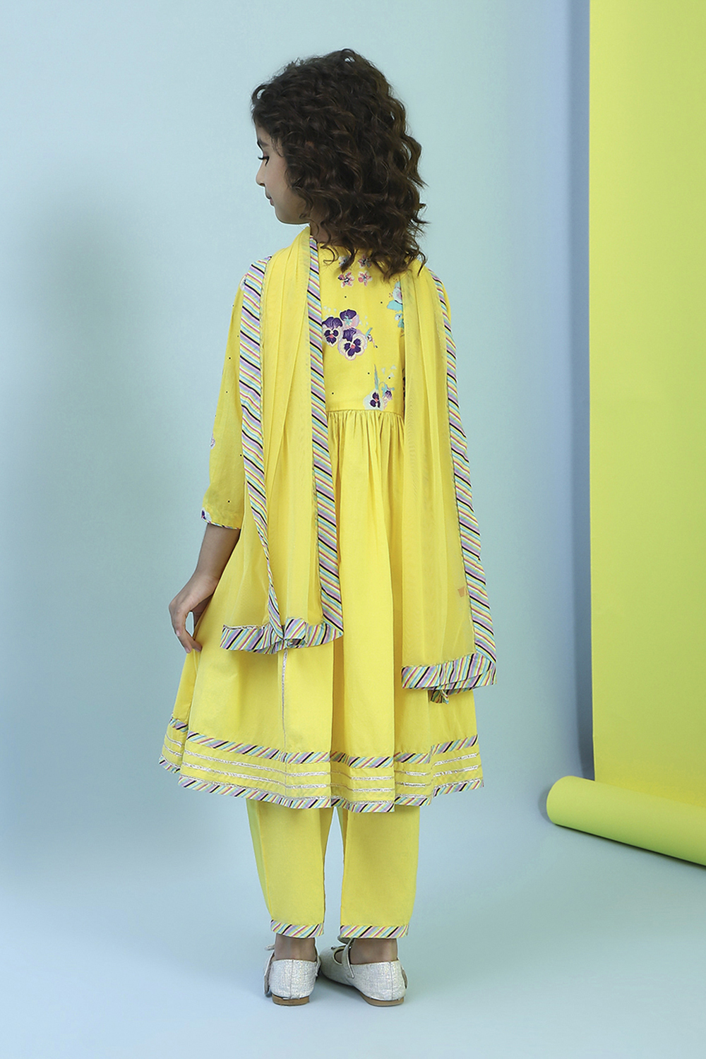 Yellow Cotton Gathered Suit Set image number 4