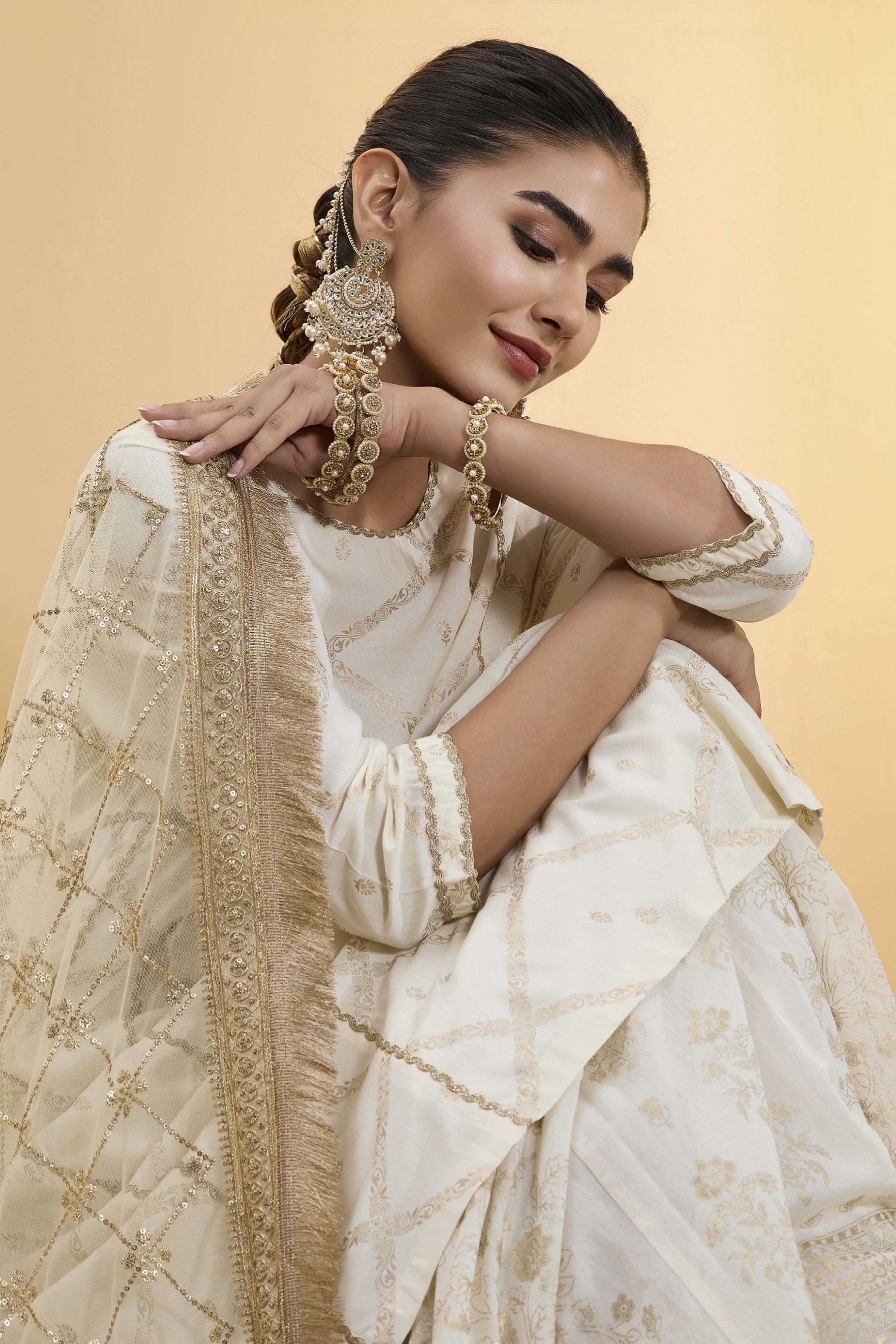 Light Gold Poly Bridal Embellished Dupatta image number 1