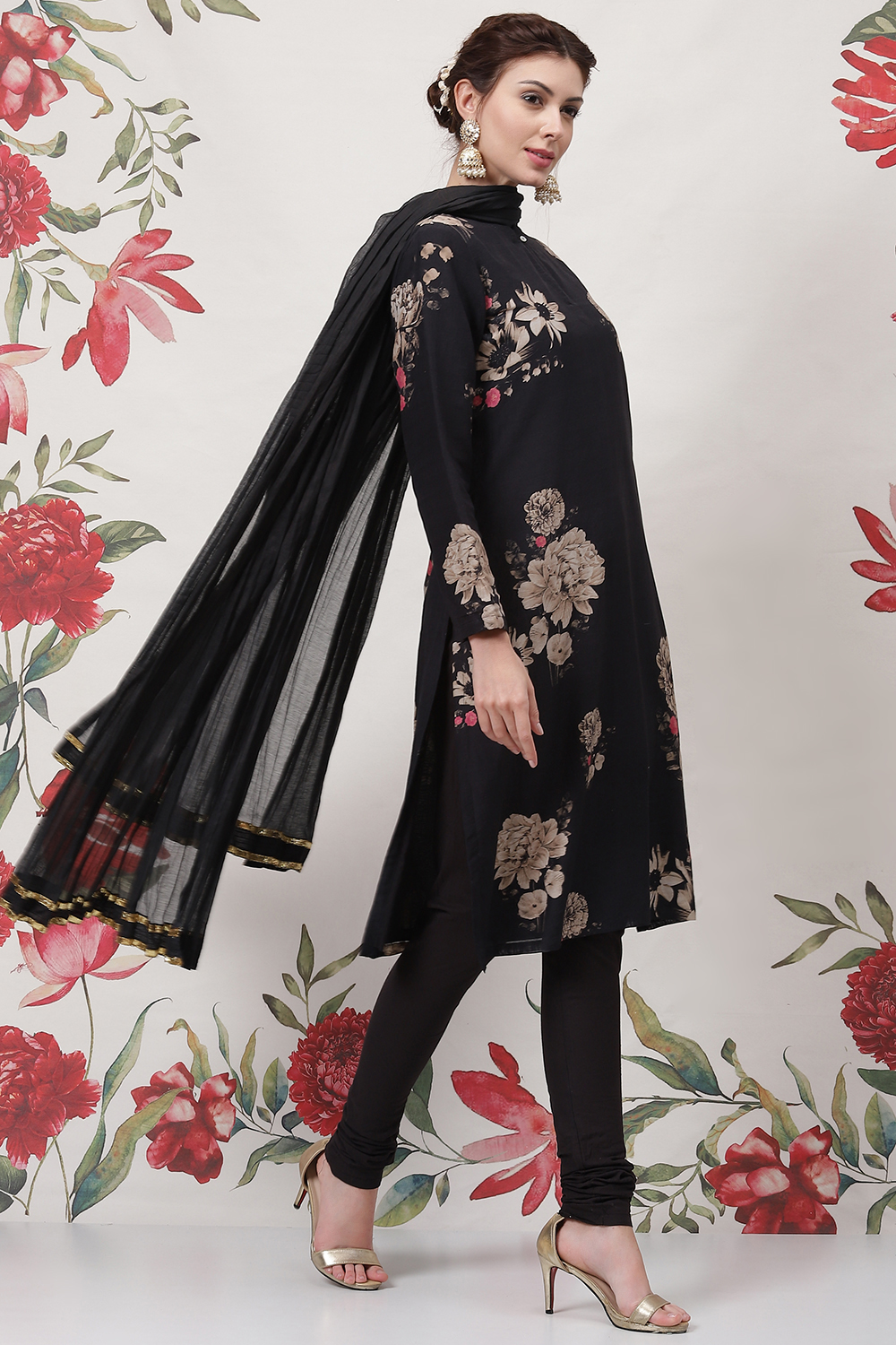 Black Silk & Cotton Straight Kurta Suit Set image number 6