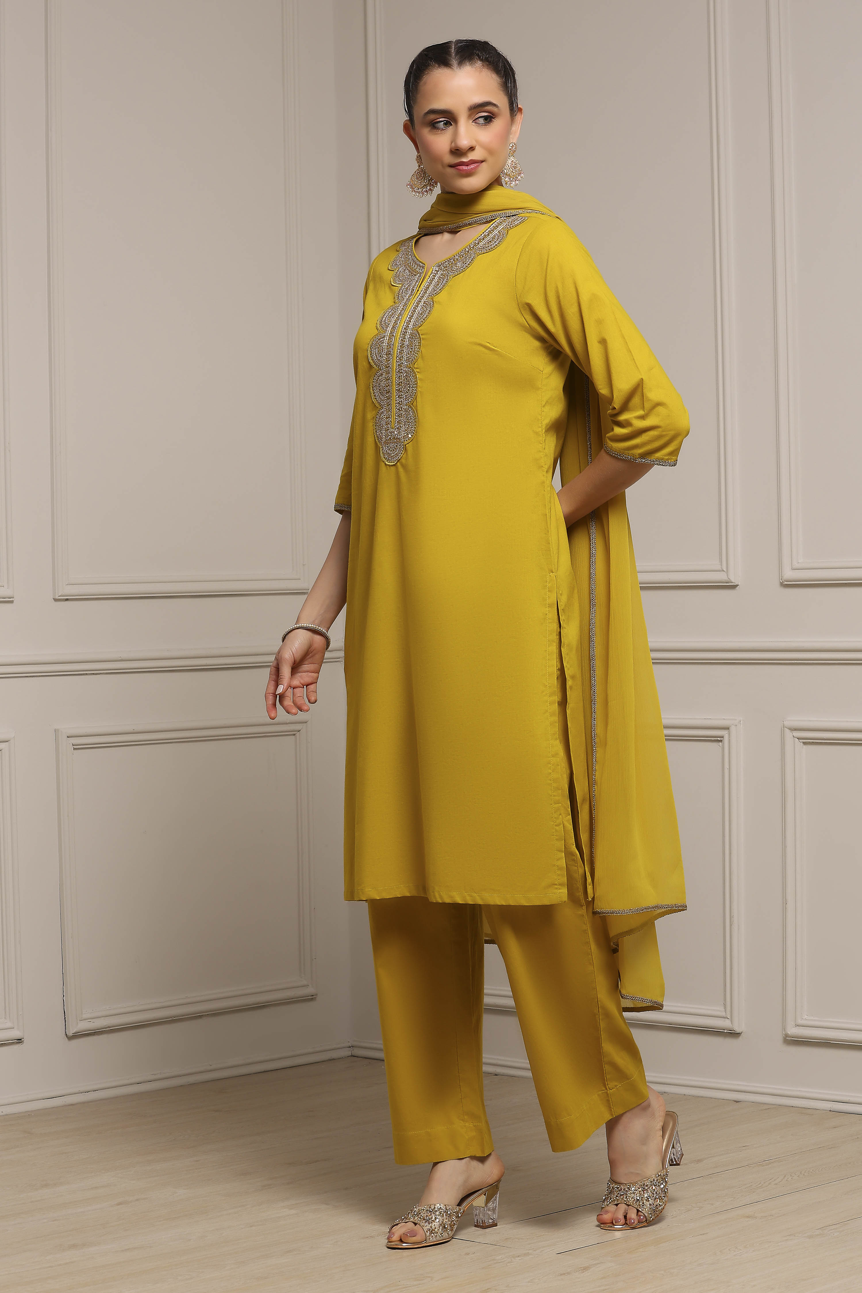 Blue Cotton Solid Straight Suit Set image number 3