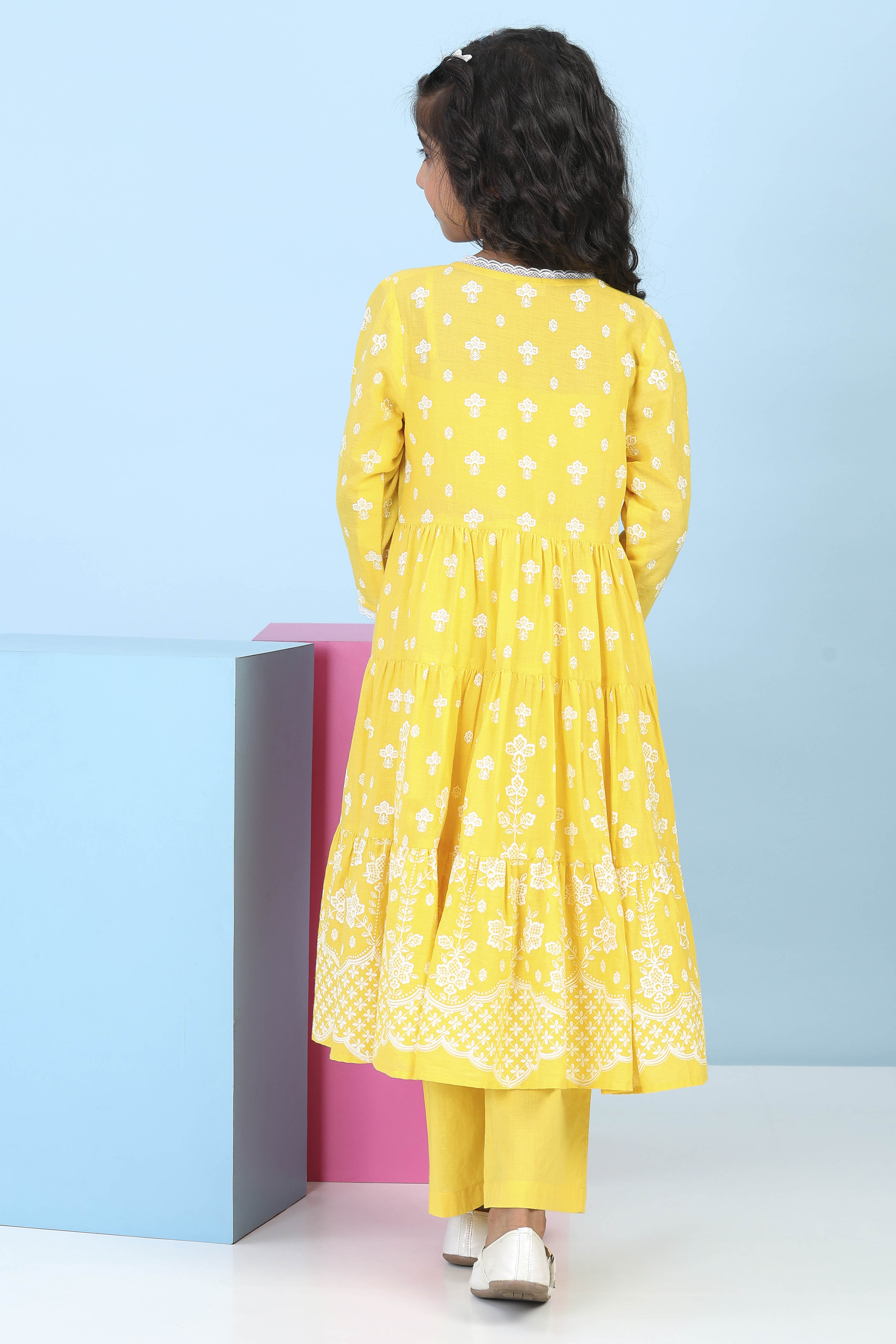 Yellow Cotton Printed Straight Suit Set image number 6
