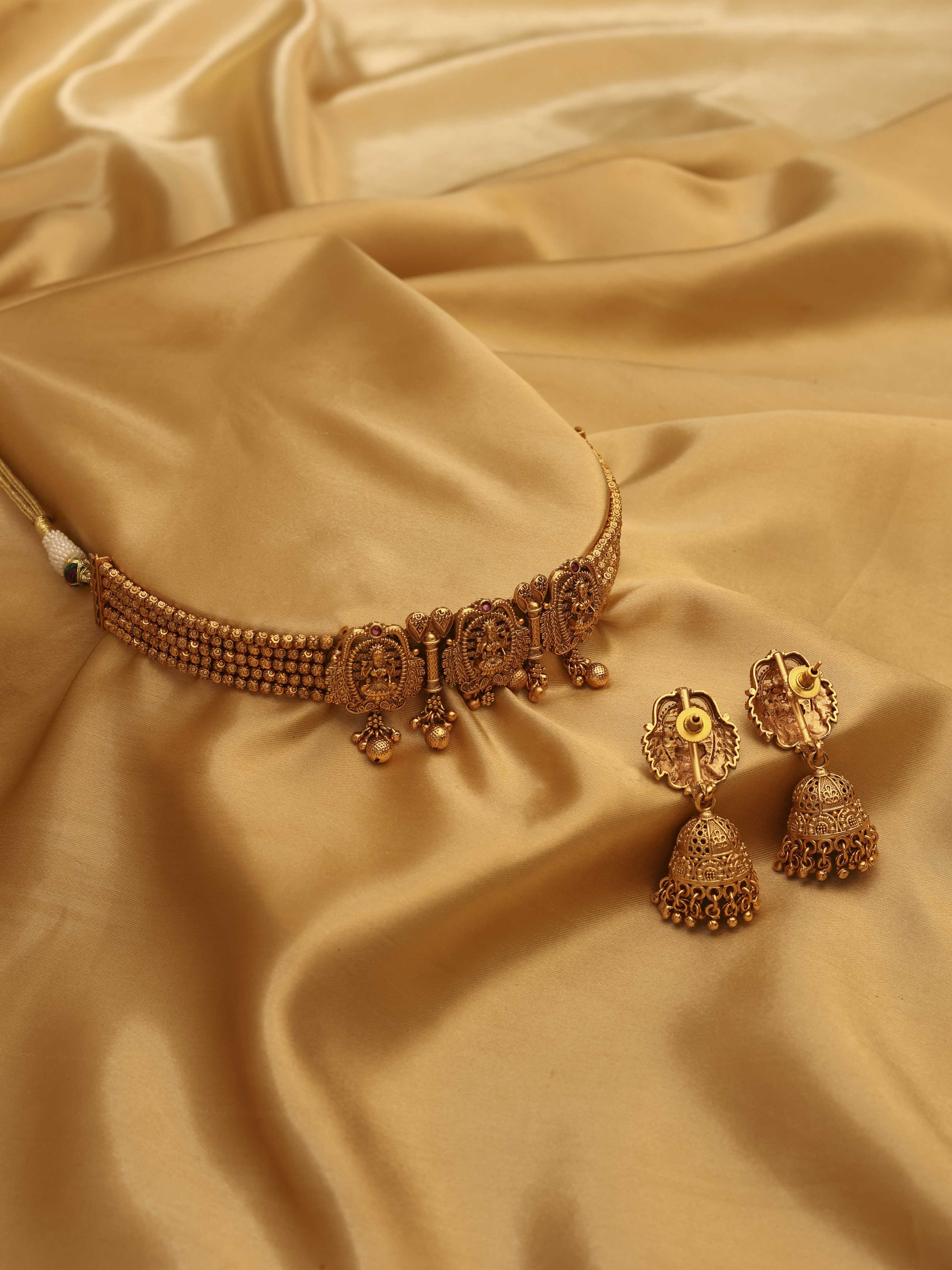 Gold Plated Brass Choker Necklace Set with Jhumka image number 2