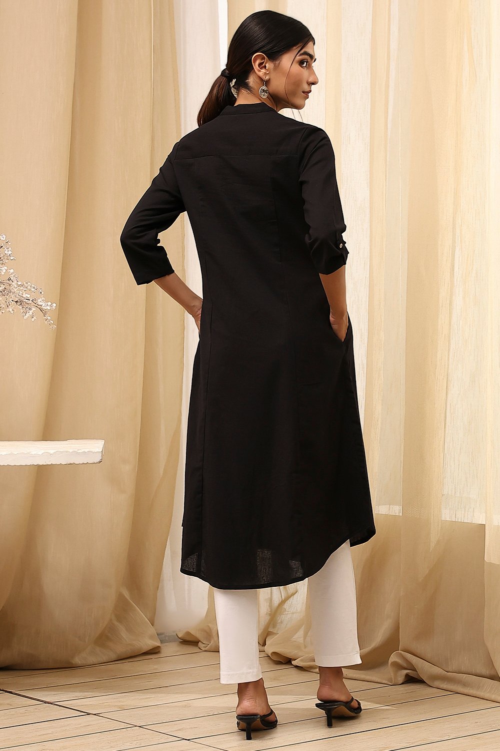 Burgundy Cotton Blend Solid Straight Kurta image number 4