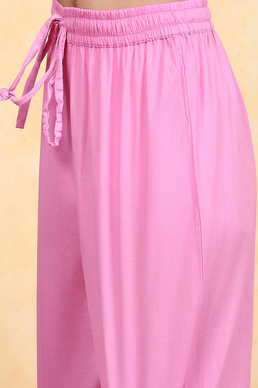 Pink Cotton Dyed Tiered Kurta Pants Set image number 2