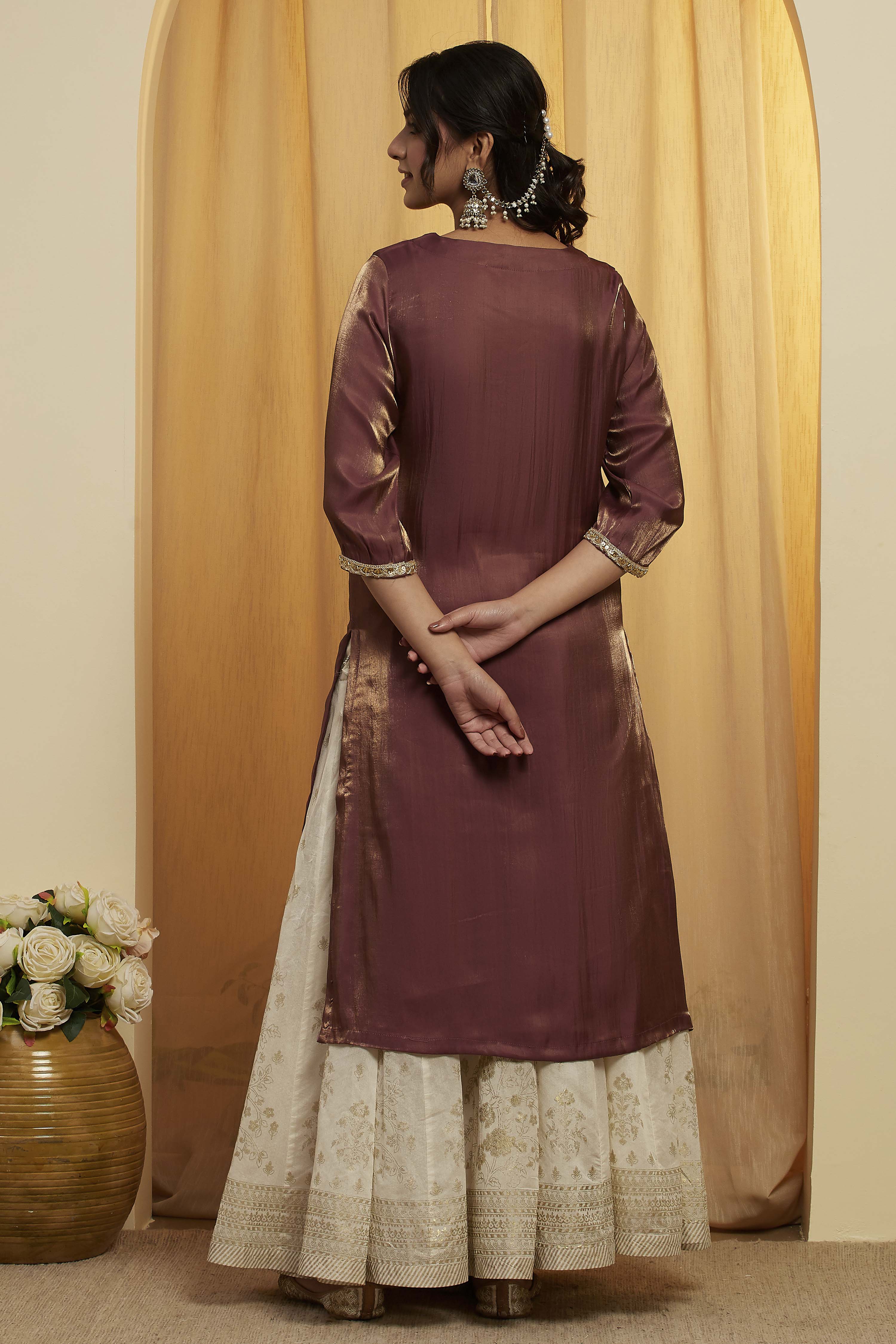 Mauve Viscose Rayon Sheen Straight Kurta image number 4