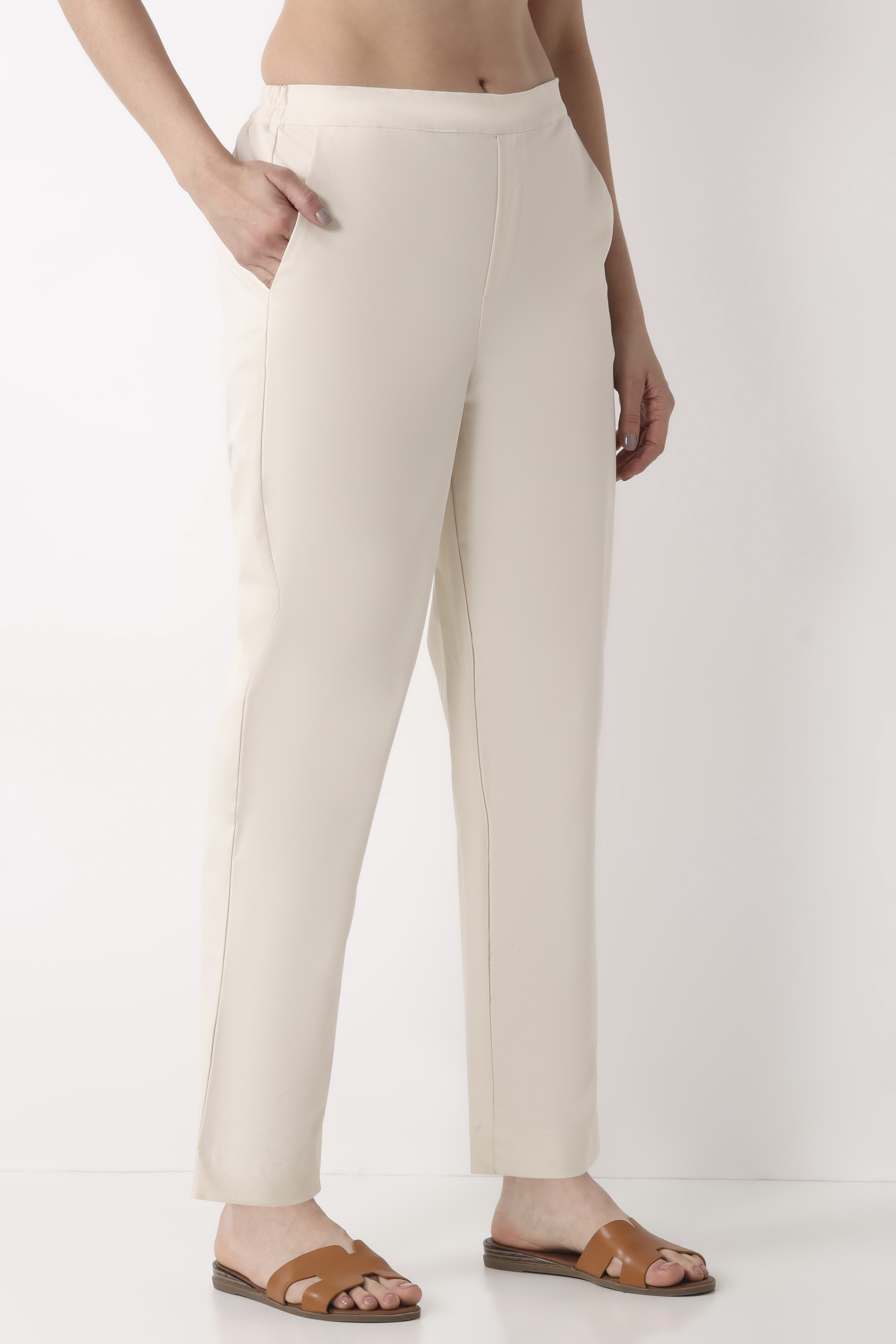 Off White Cotton Narrow Pants image number 3