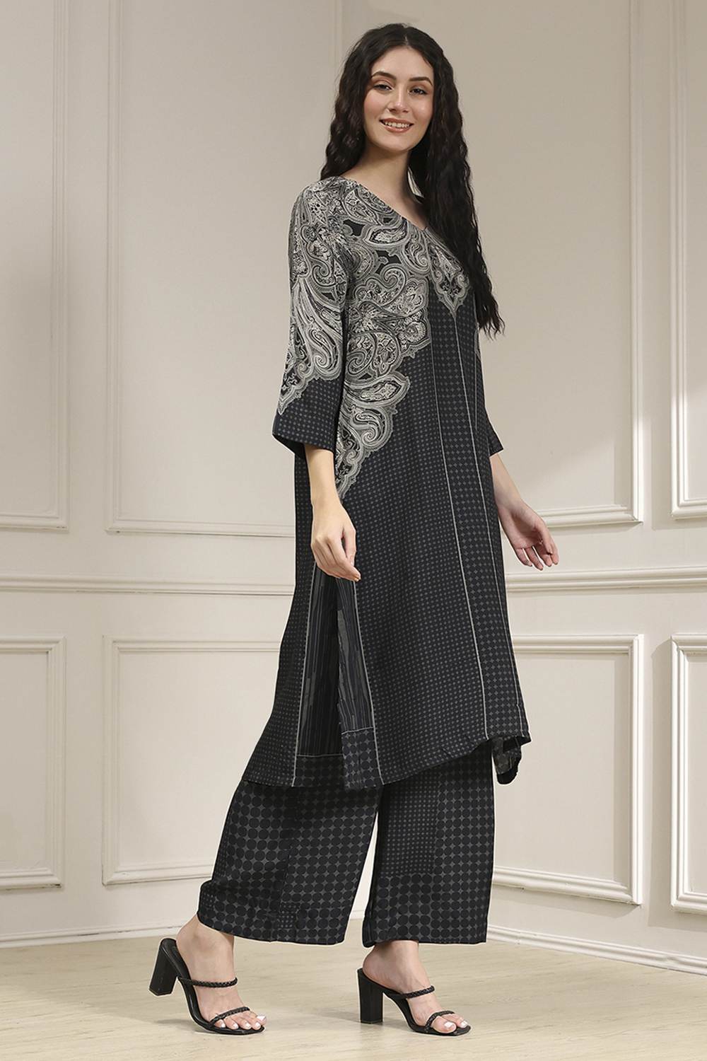 Black Printed Straight Kurta Set image number 5