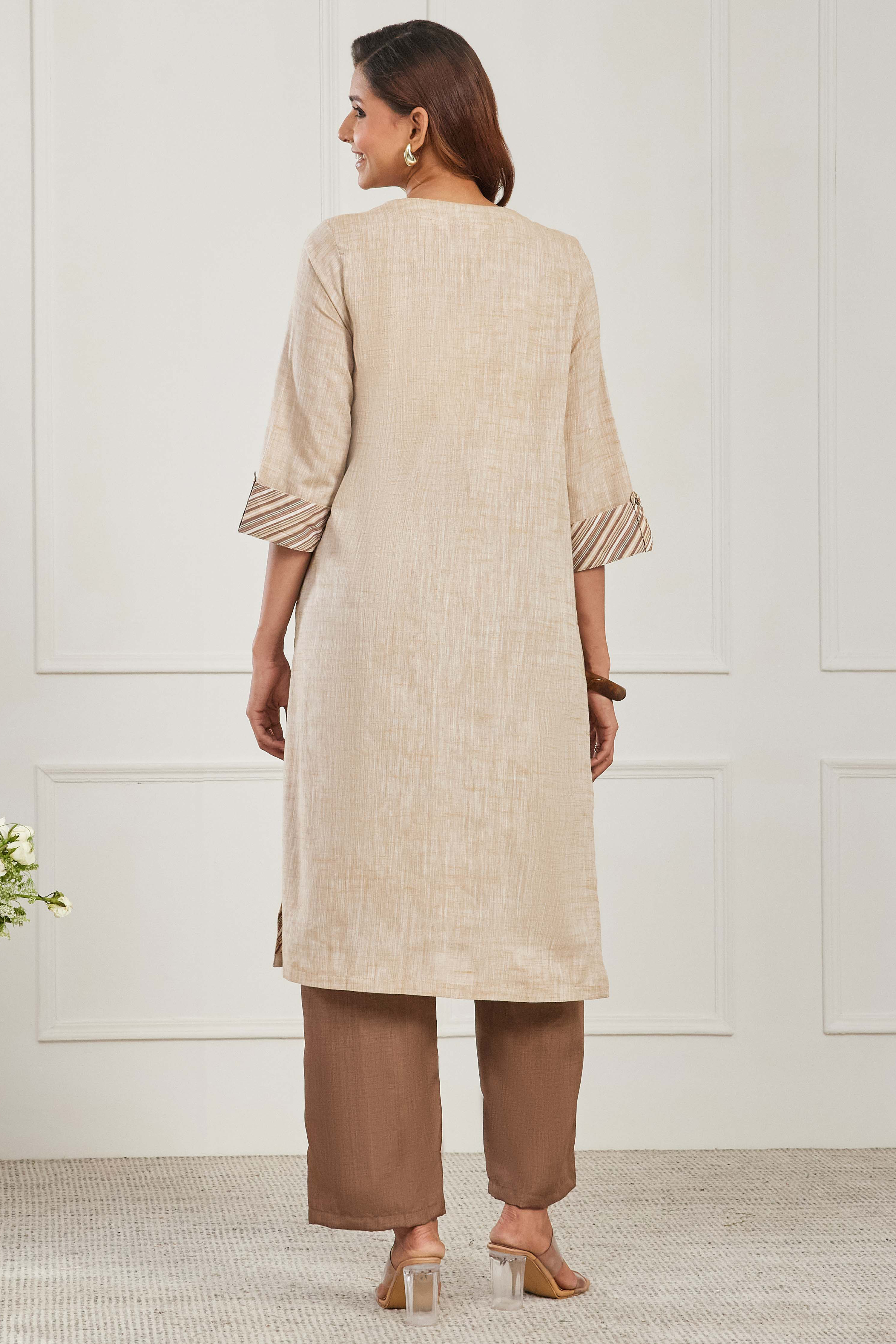 Beige Cotton Straight Kurta image number 4