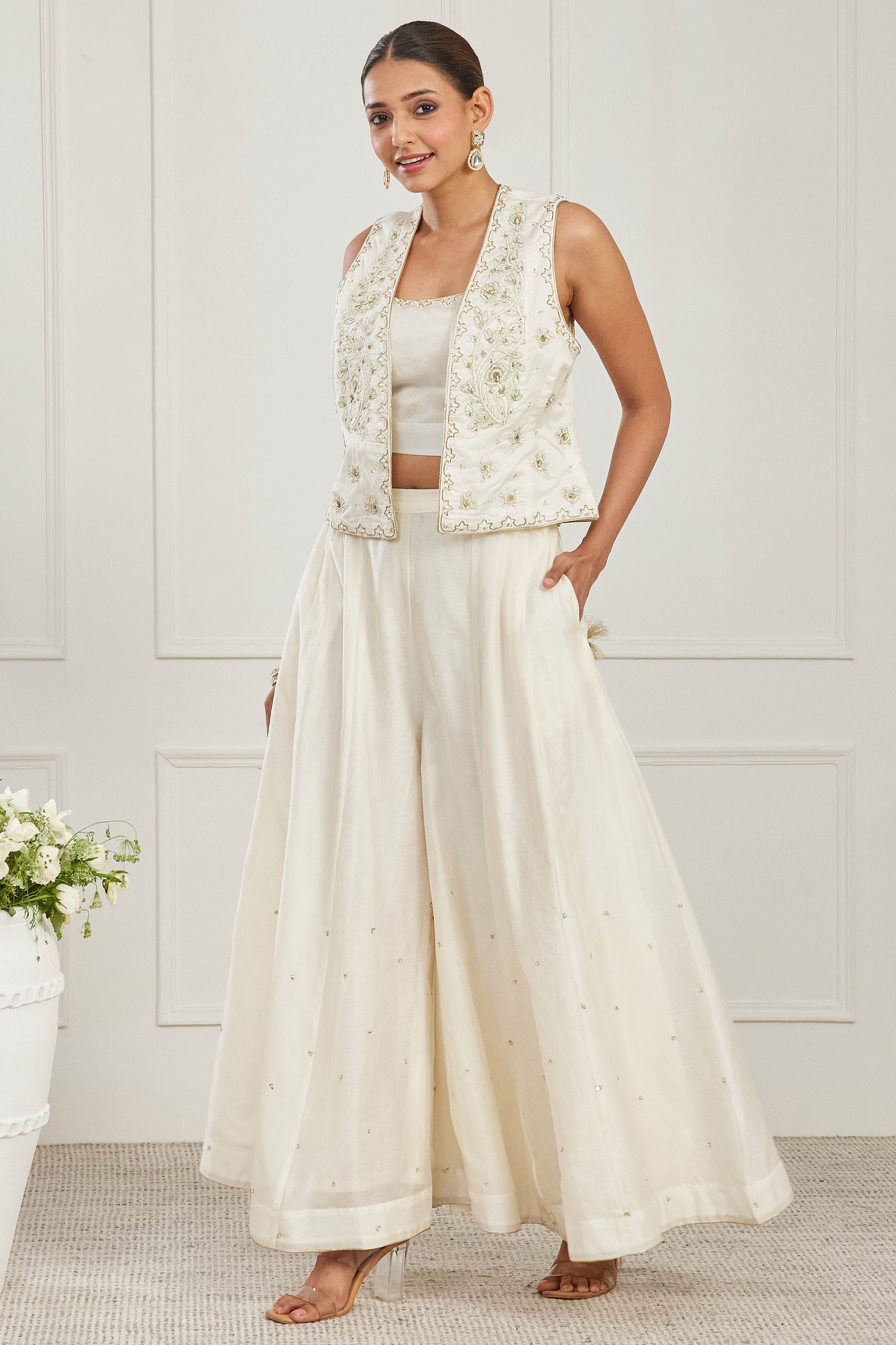 White Silk Chanderi Regular Saree image number 3