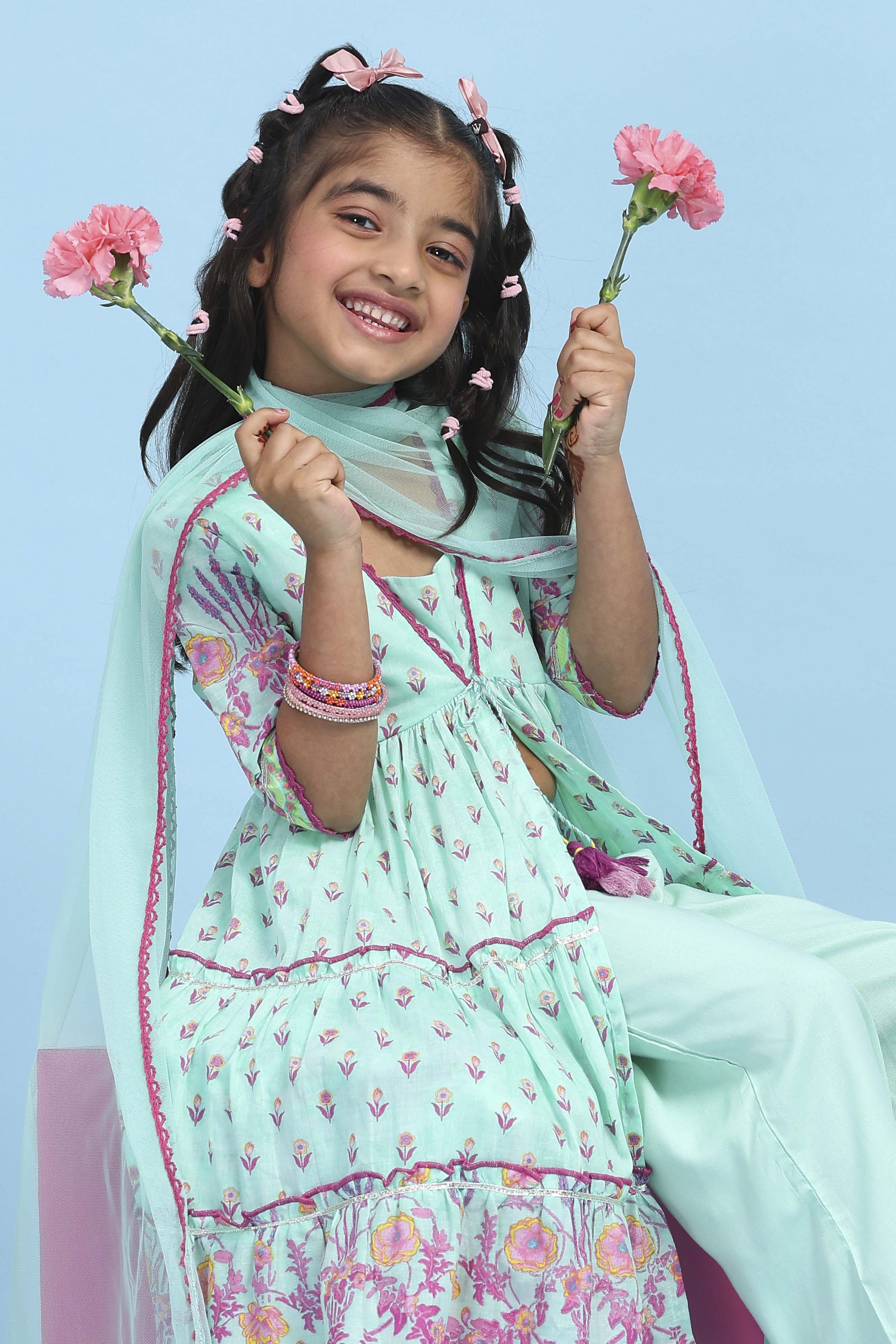 Green Cotton Printed Tiered Suit Set image number 6