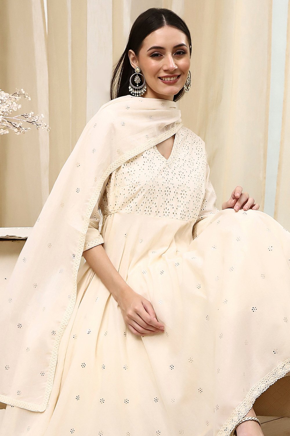 Off White Cotton Anarkali Suit Set image number 7