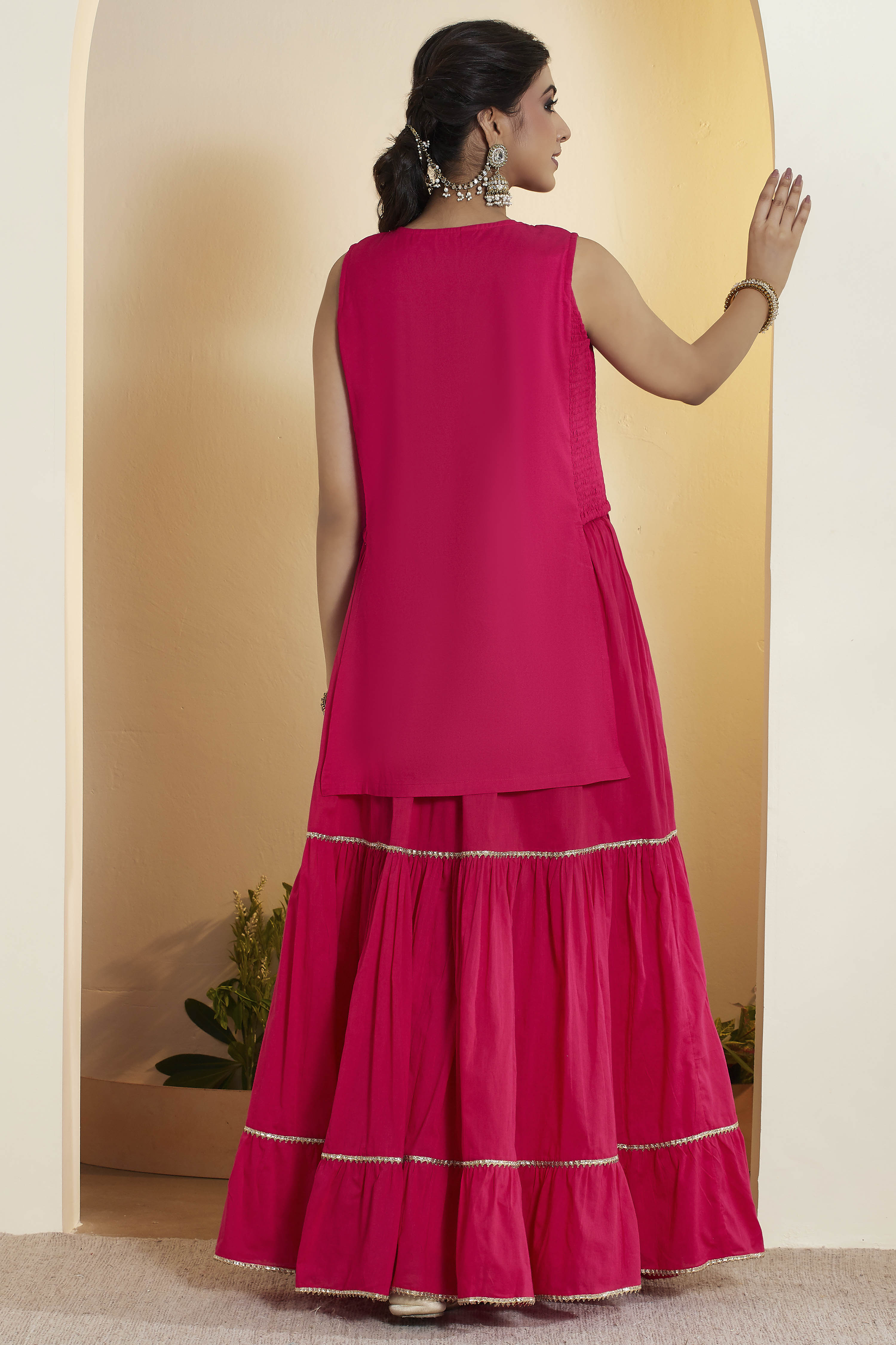 Red Embroidered Gathered Lehenga Set with Jacket image number 6