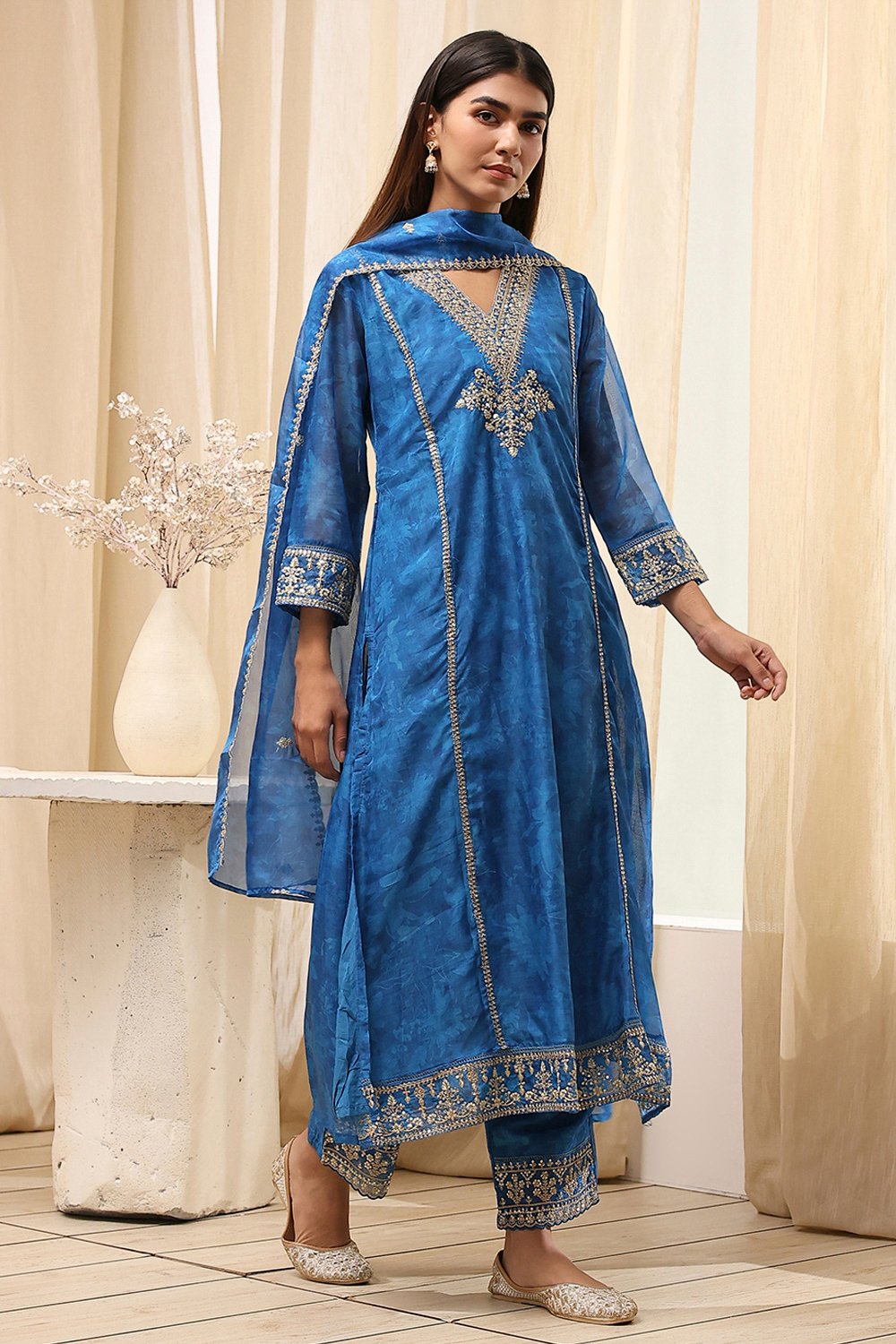 Blue Dyed Straight Suit Set image number 4