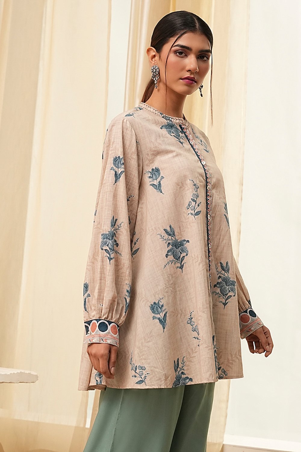 Beige Pure Cotton Shirt-Style A-Line Short Kurta image number 4