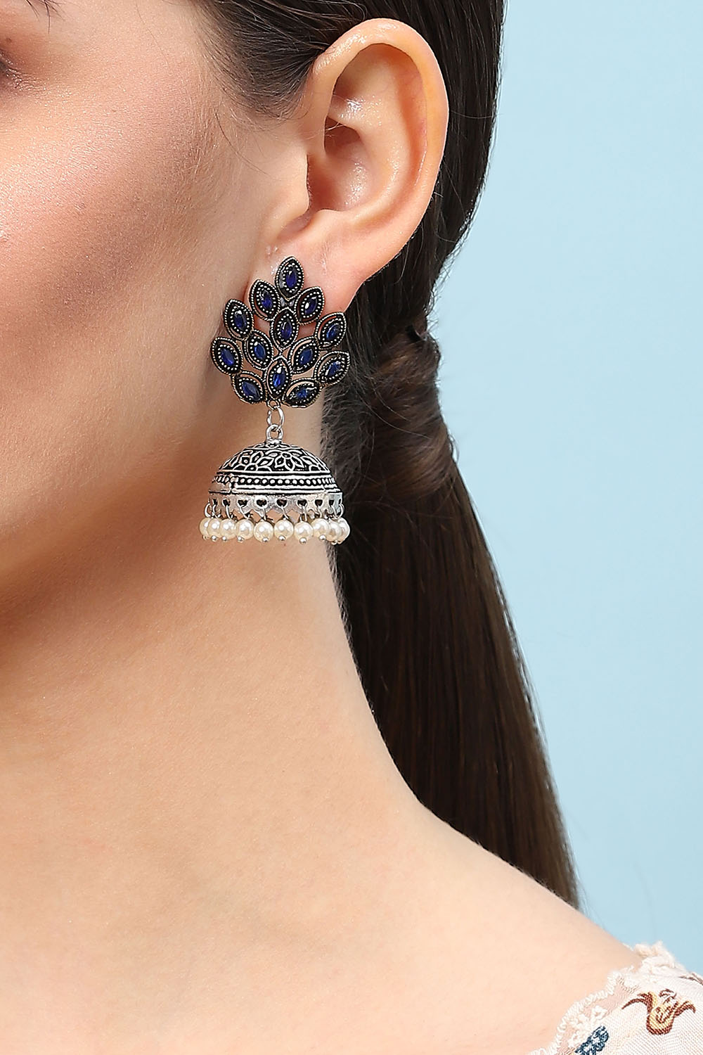 Oxidised Dark Blue Earrings image number 1