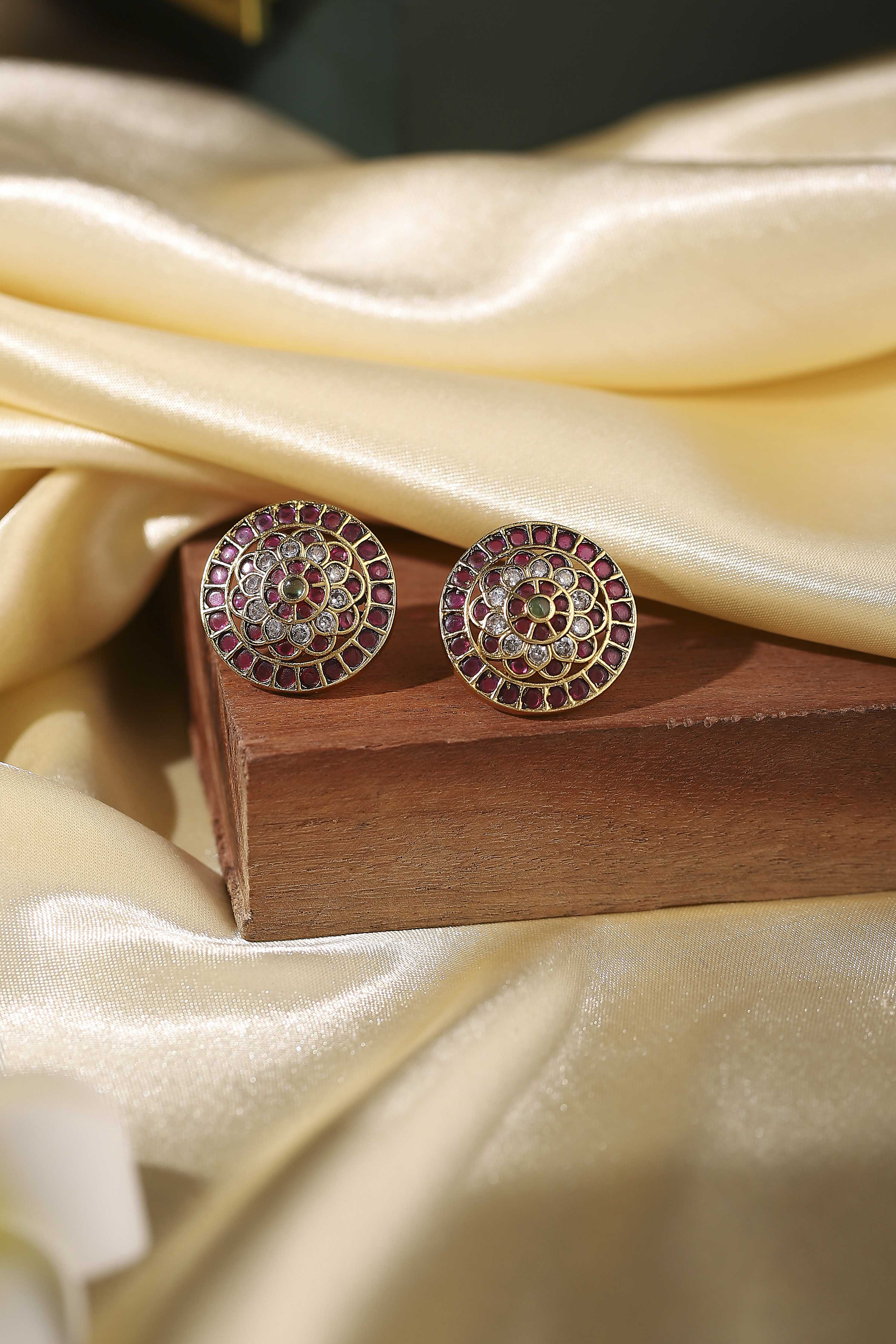 Multicolour Textured Earrings image number 0