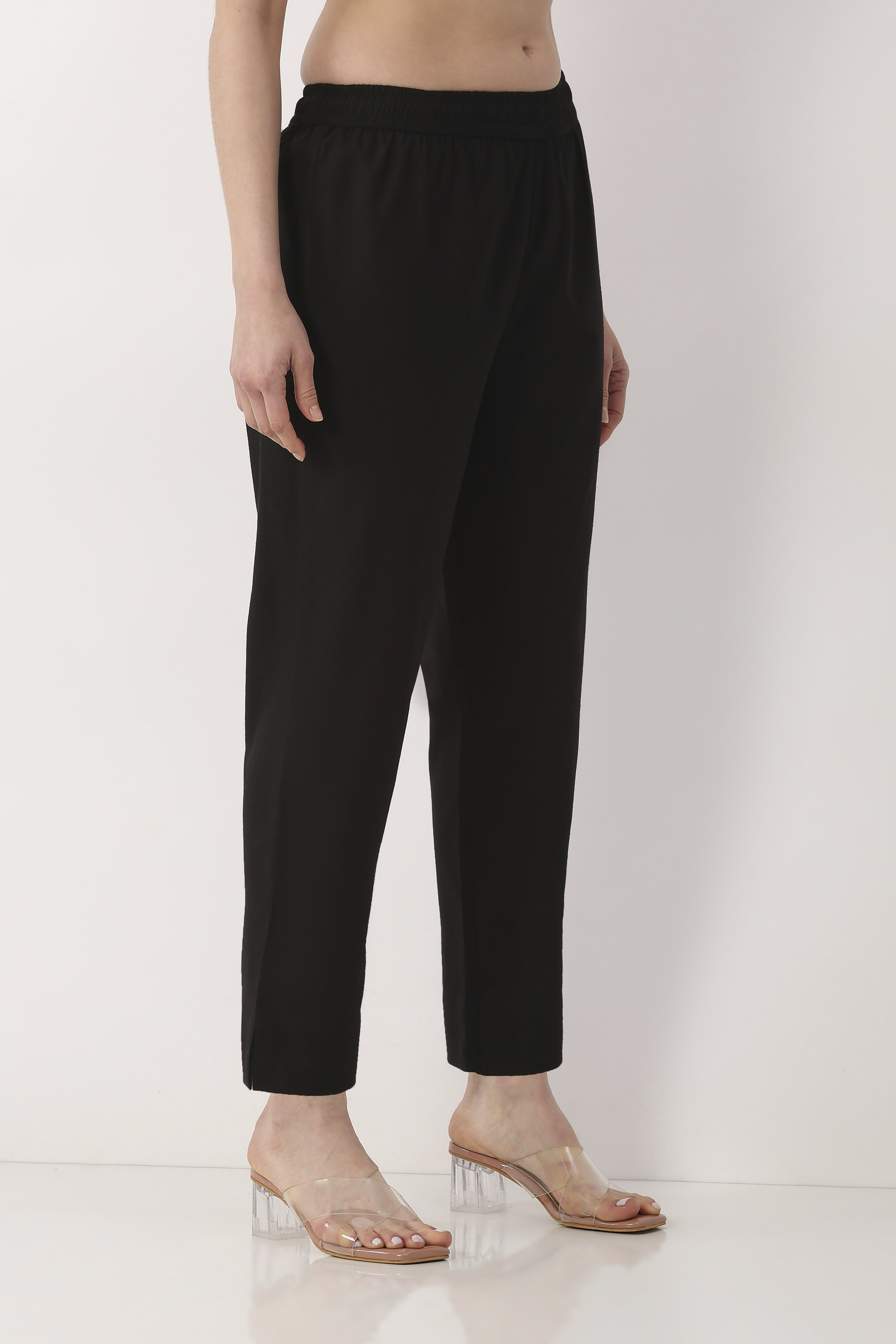 Black Cotton Narrow Pants image number 3