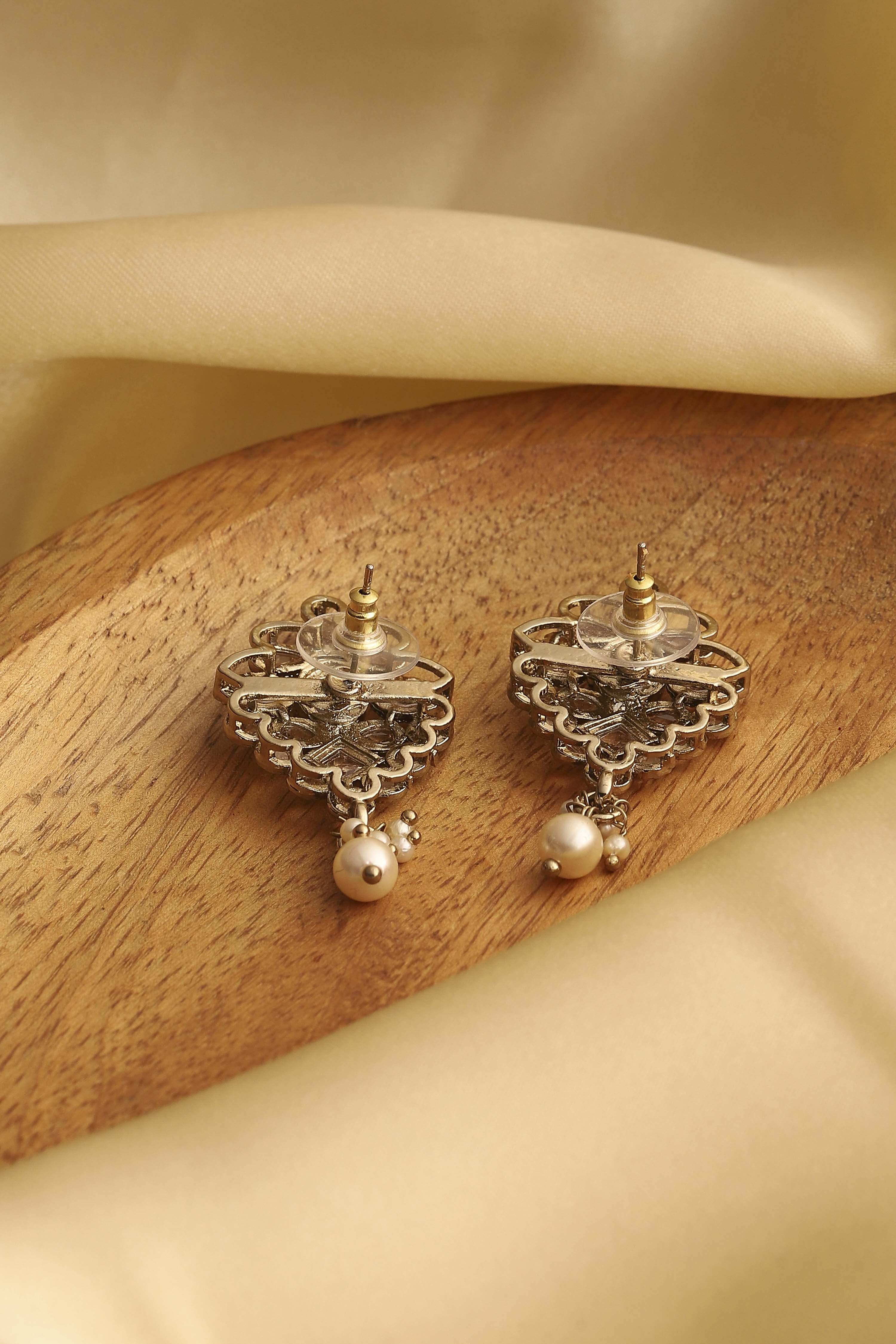 Champagne Gold Plated Alloy Studded Drop Earrings image number 2