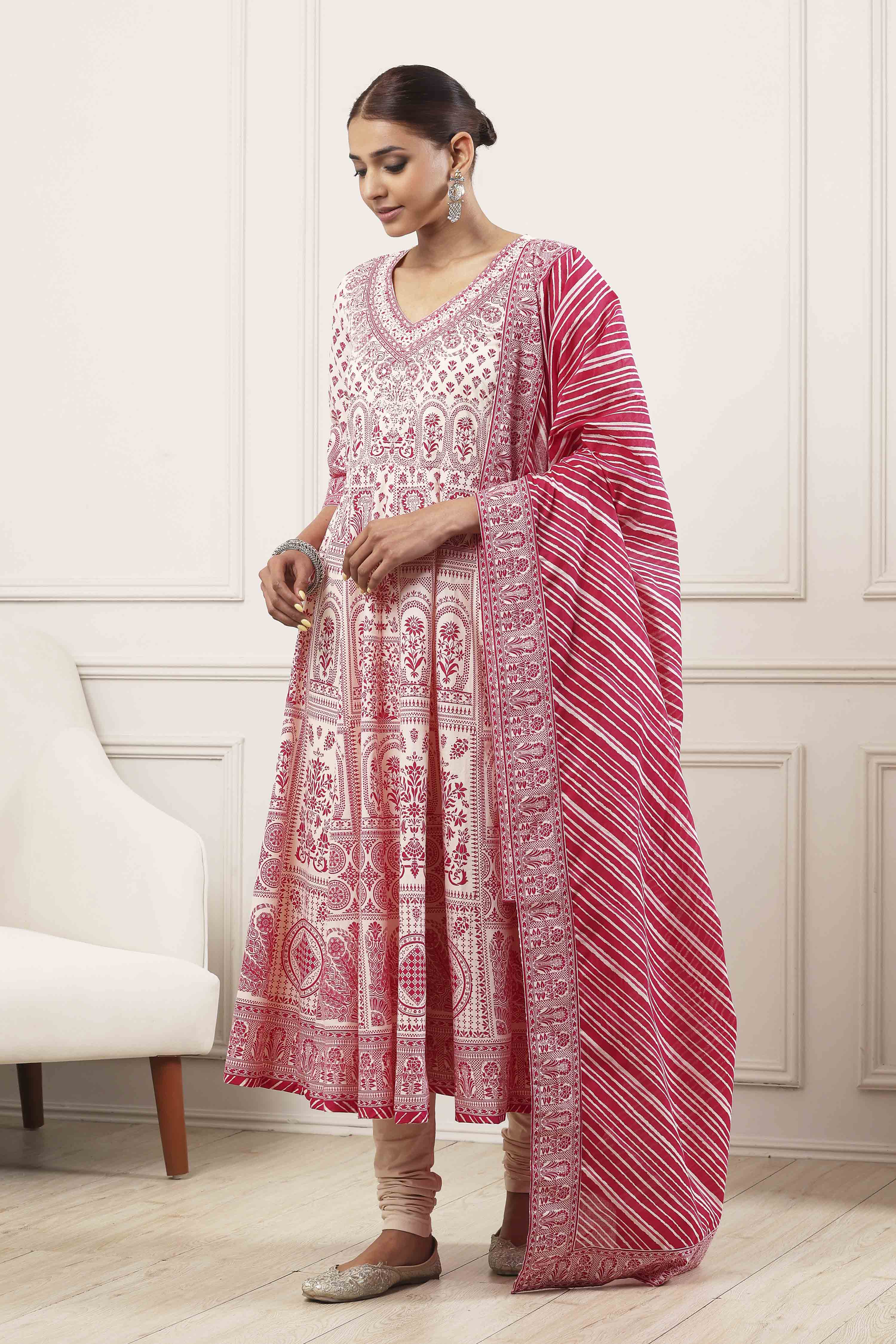 Pink Cotton Kalidar Suit Set image number 3