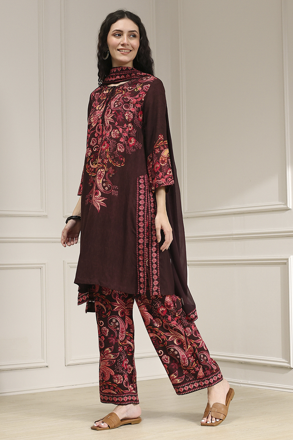 Brown Printed Straight Suit Set image number 3