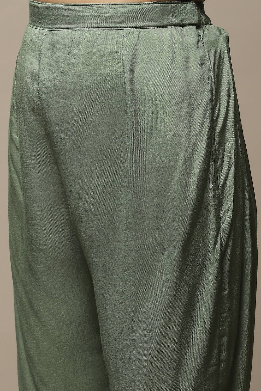 Green Cotton Digital Print Unstitched Suit Set image number 7