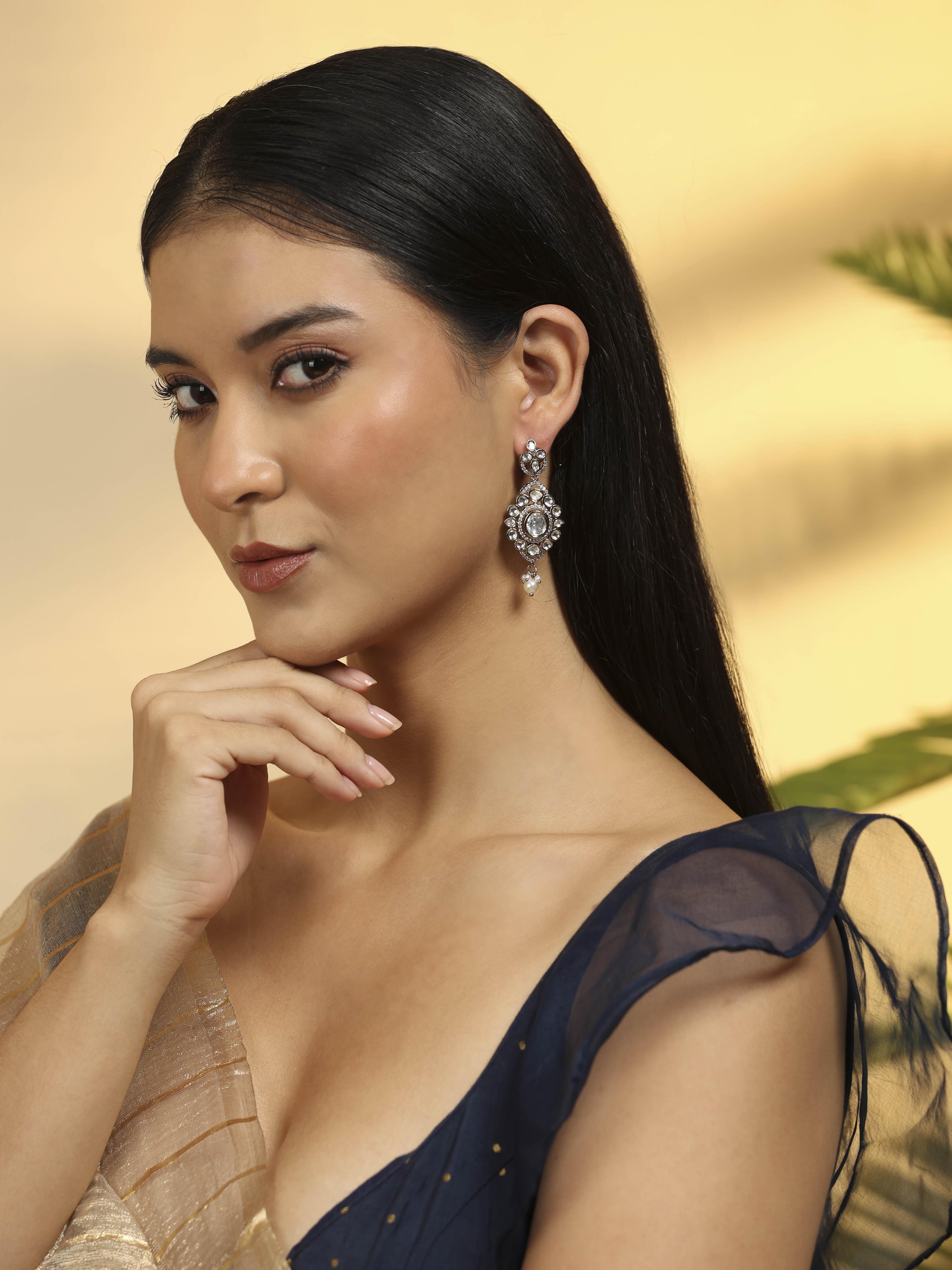 White Brass Drop & Danglers image number 3