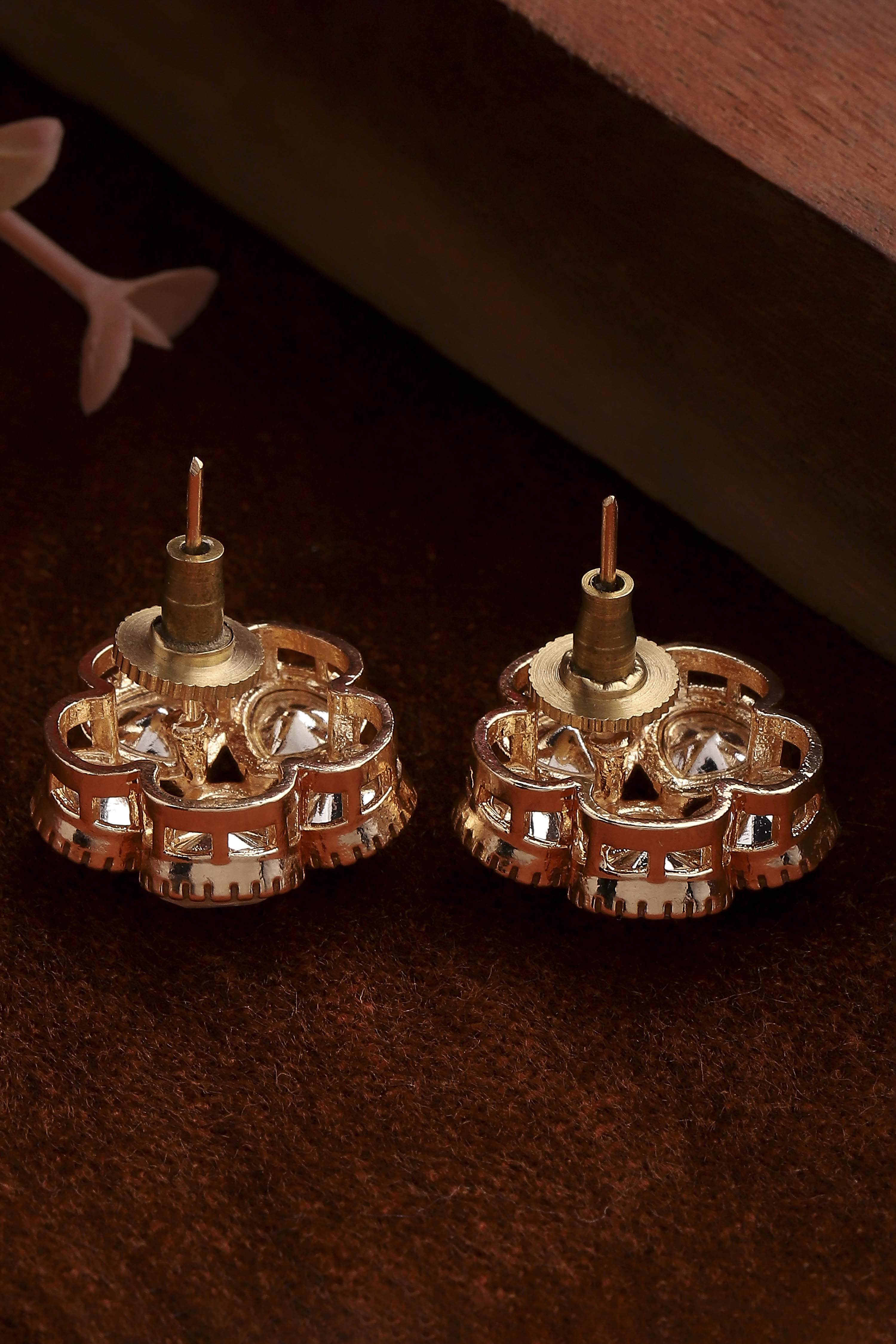 Gold Brass Studs image number 2